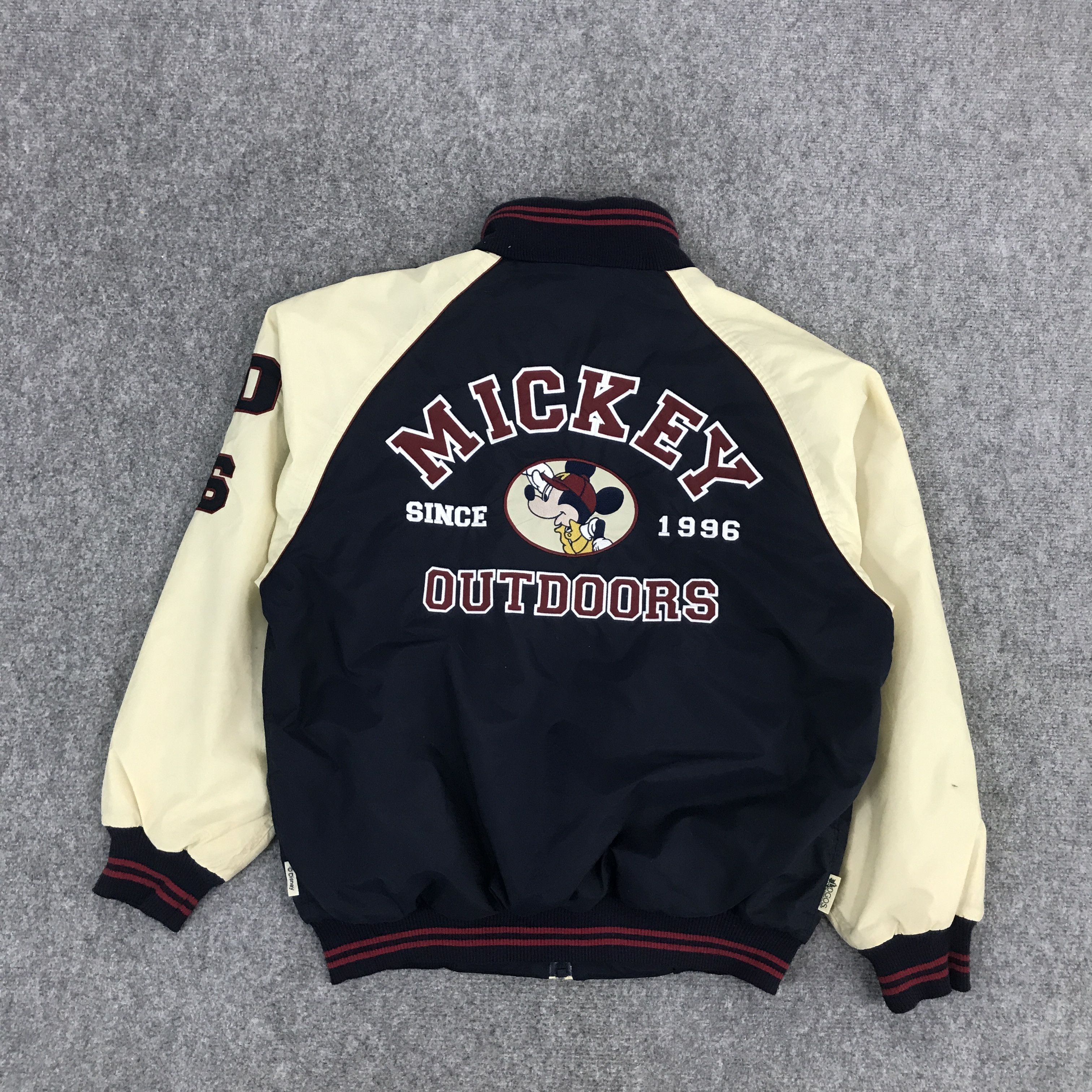Cartoon Network × Mickey Mouse MICKEY OUTDOORS X LOGOS CARTON JACKET Size US L / EU 52-54 / 3 - 1 Thumbnail