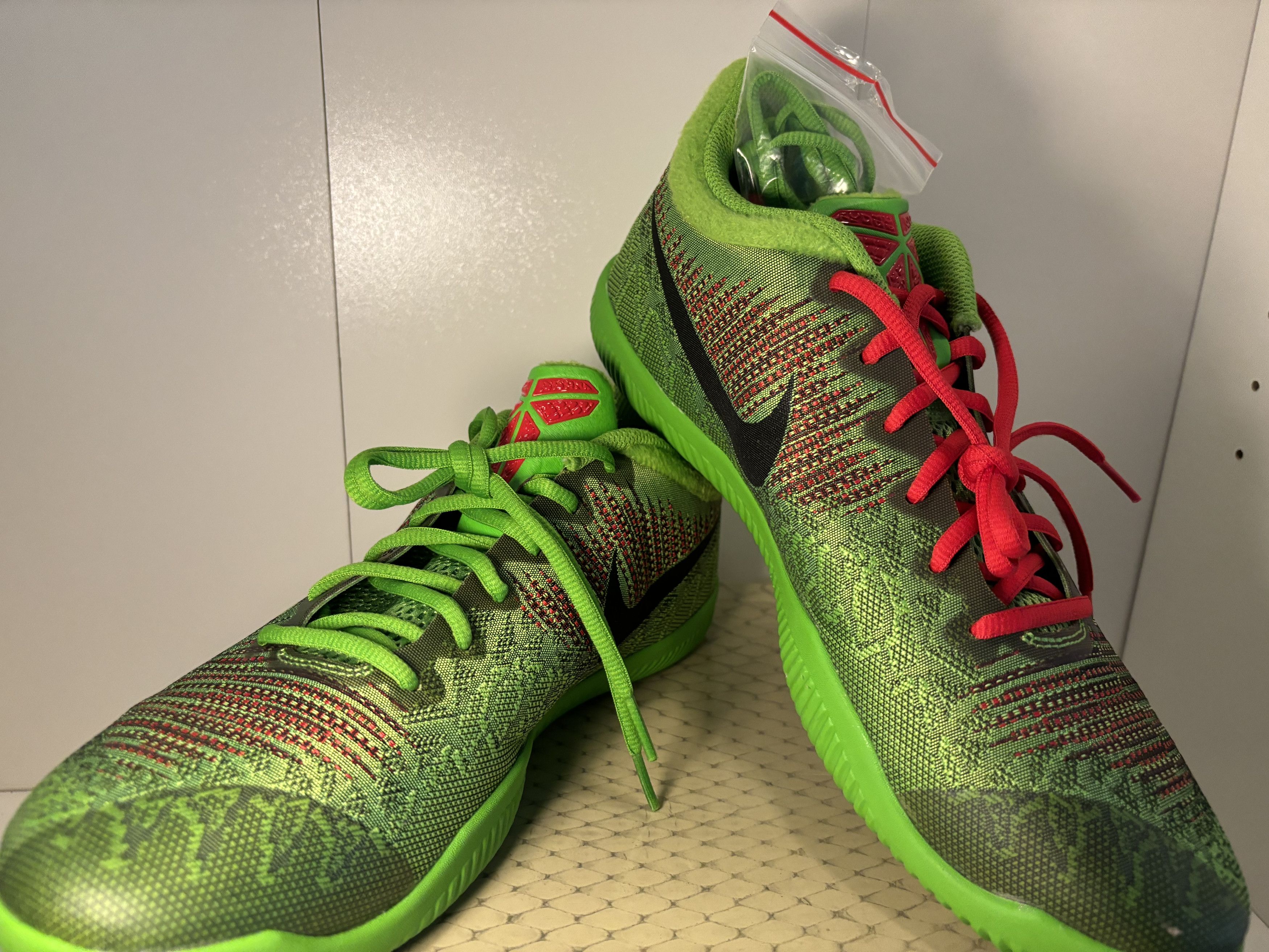 Nike Mamba rage Size US 10 / EU 43 - 2 Thumbnail