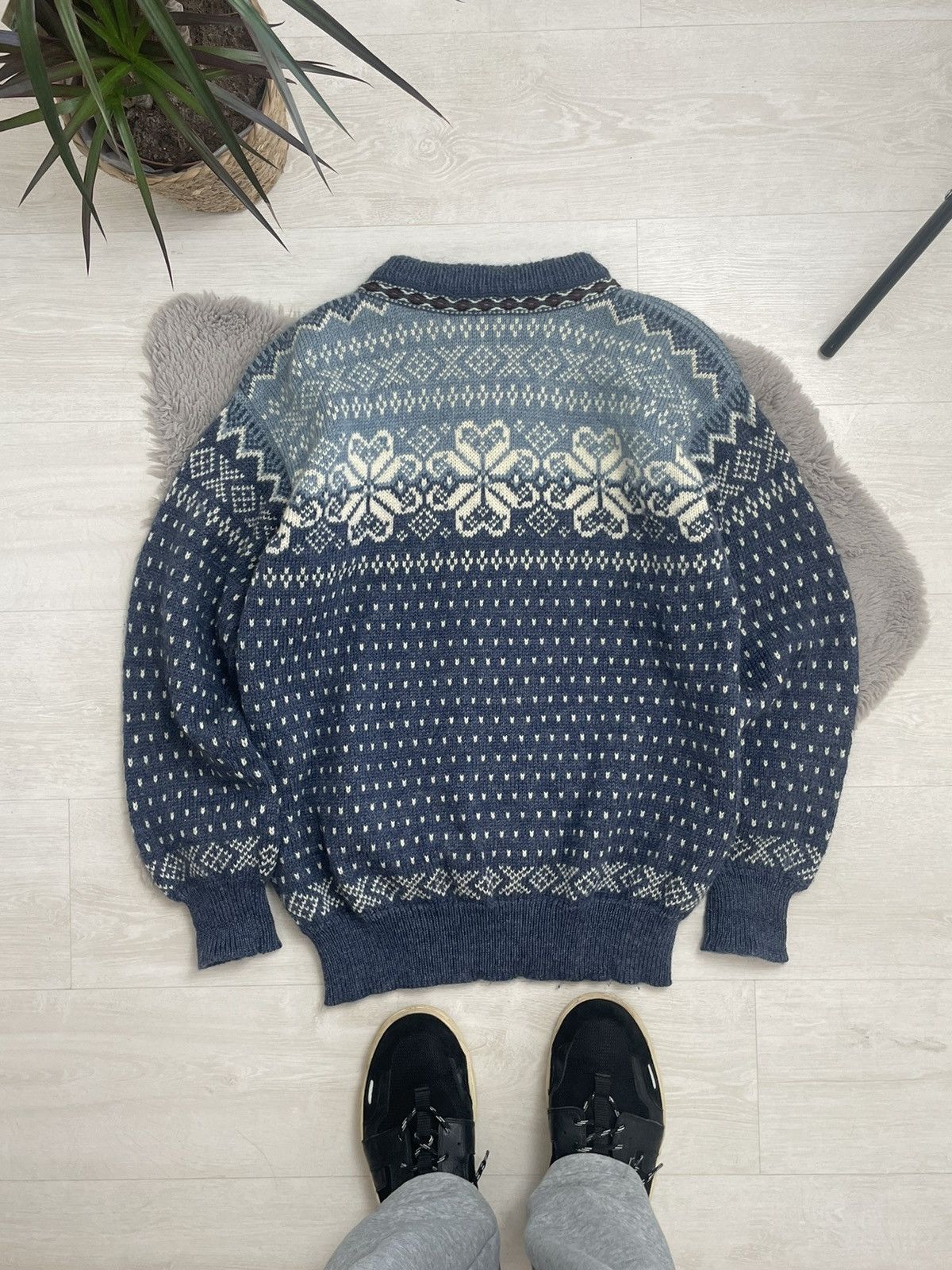 Dale Of Norway × Vintage Dale Of Norway Vintage 90’s Wool Knit Sweater Outdoor Size US L / EU 52-54 / 3 - 6 Thumbnail
