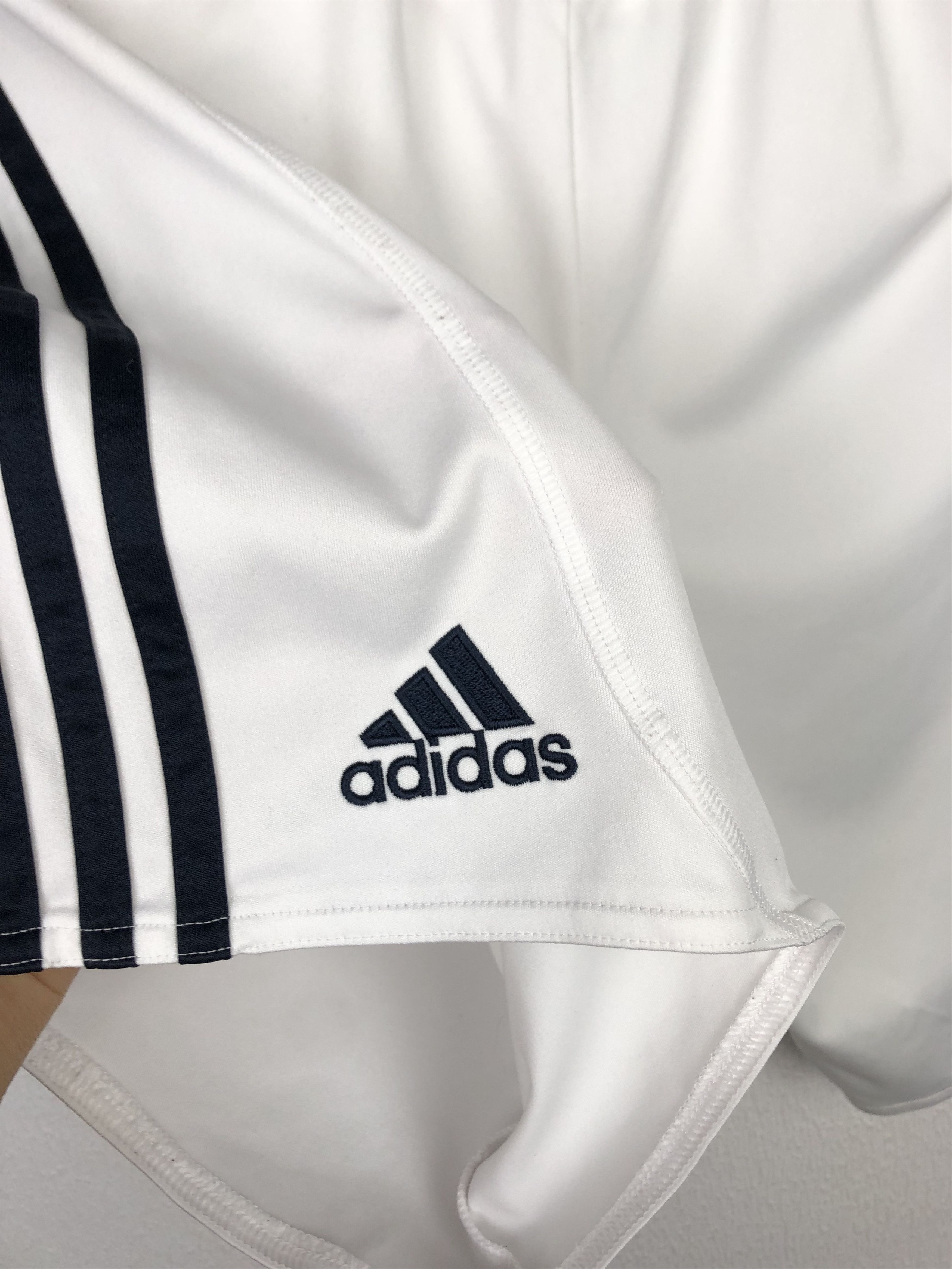 Adidas Vintage Adidas Chelsea Football Shorts Soccer Track Size M Size US 32 / EU 48 - 12 Thumbnail