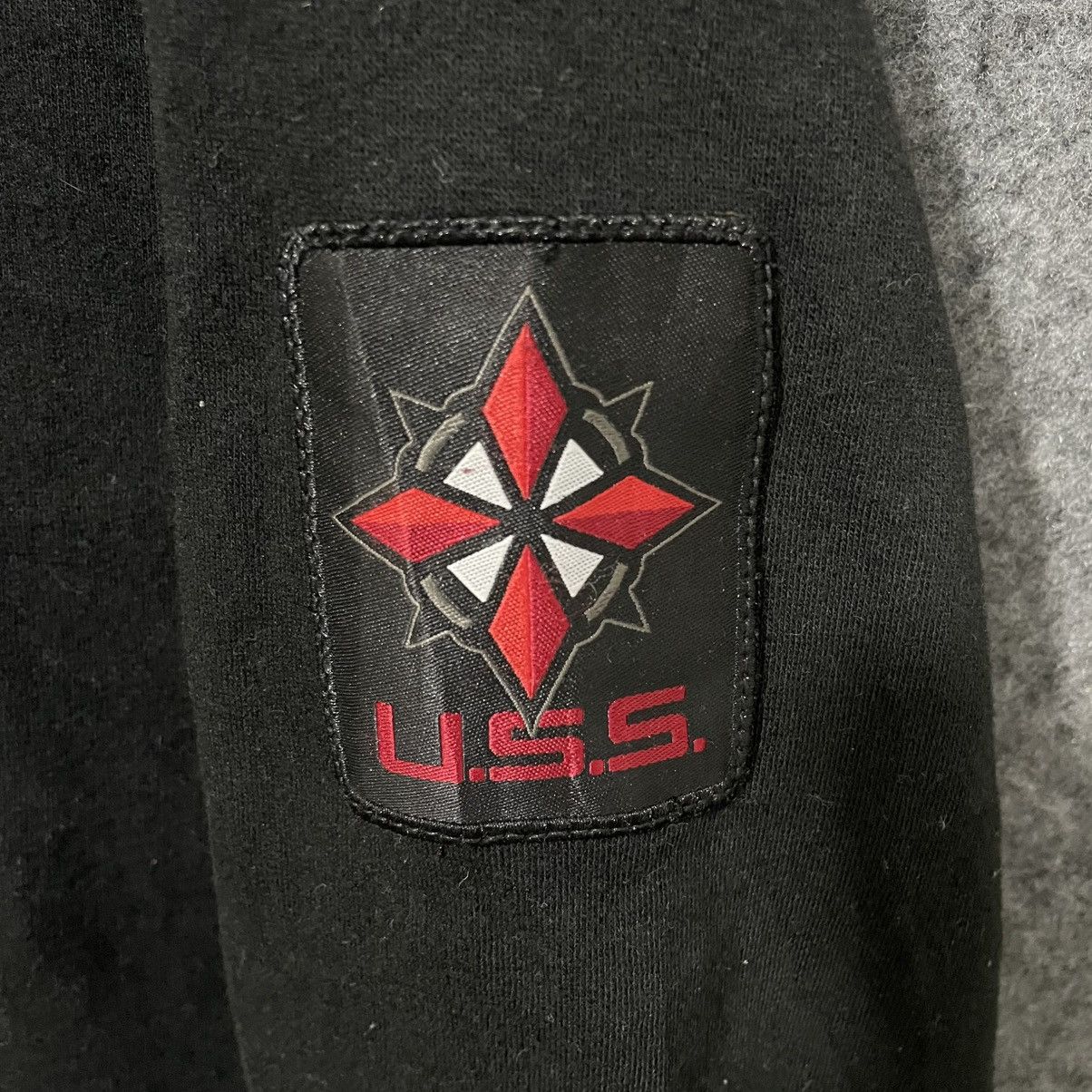 Other Residen Evil Biohazard Pullover Hoodie Size US L / EU 52-54 / 3 - 2 Thumbnail