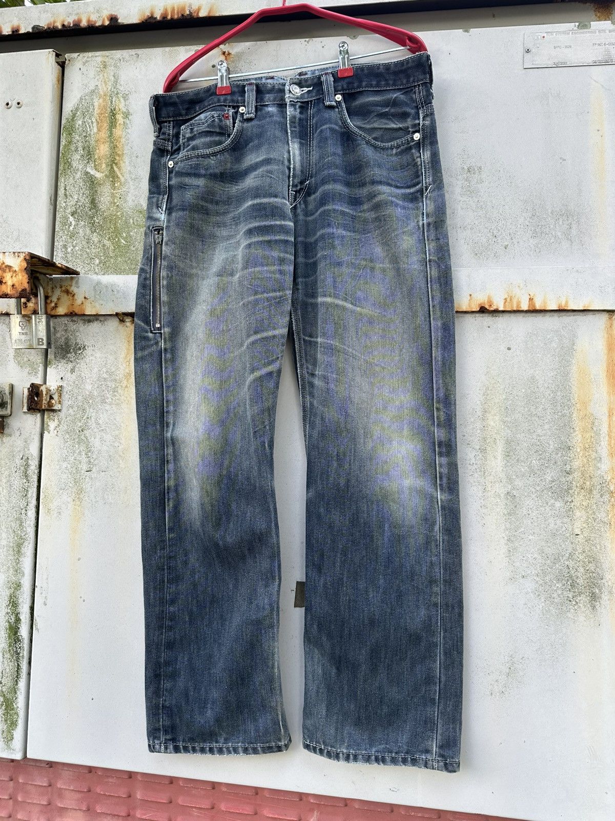 Levi's Vintage Clothing 👹Vintage Levis 569 Washed Baggy Jeans Size US 33 - 2 Thumbnail