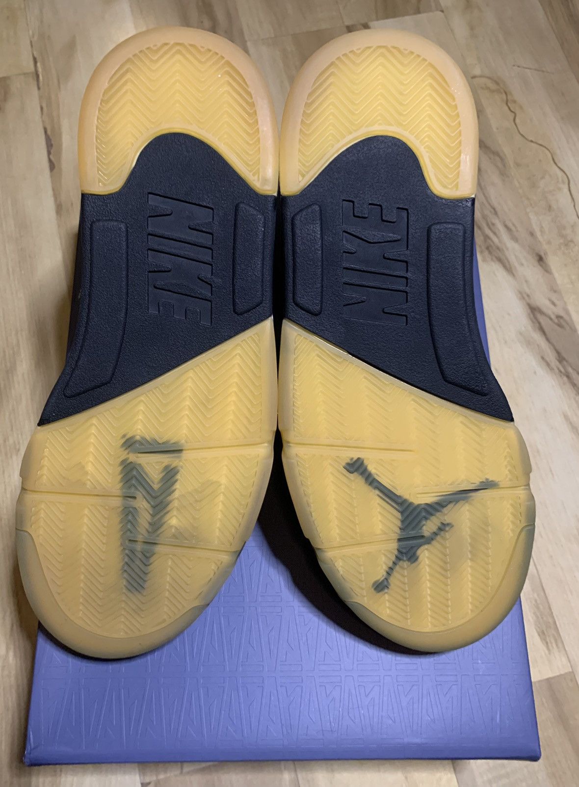 Nike Jordan 5 Retro x A Ma Maniere Dust W Size US 9.5 / EU 42-43 - 6 Thumbnail