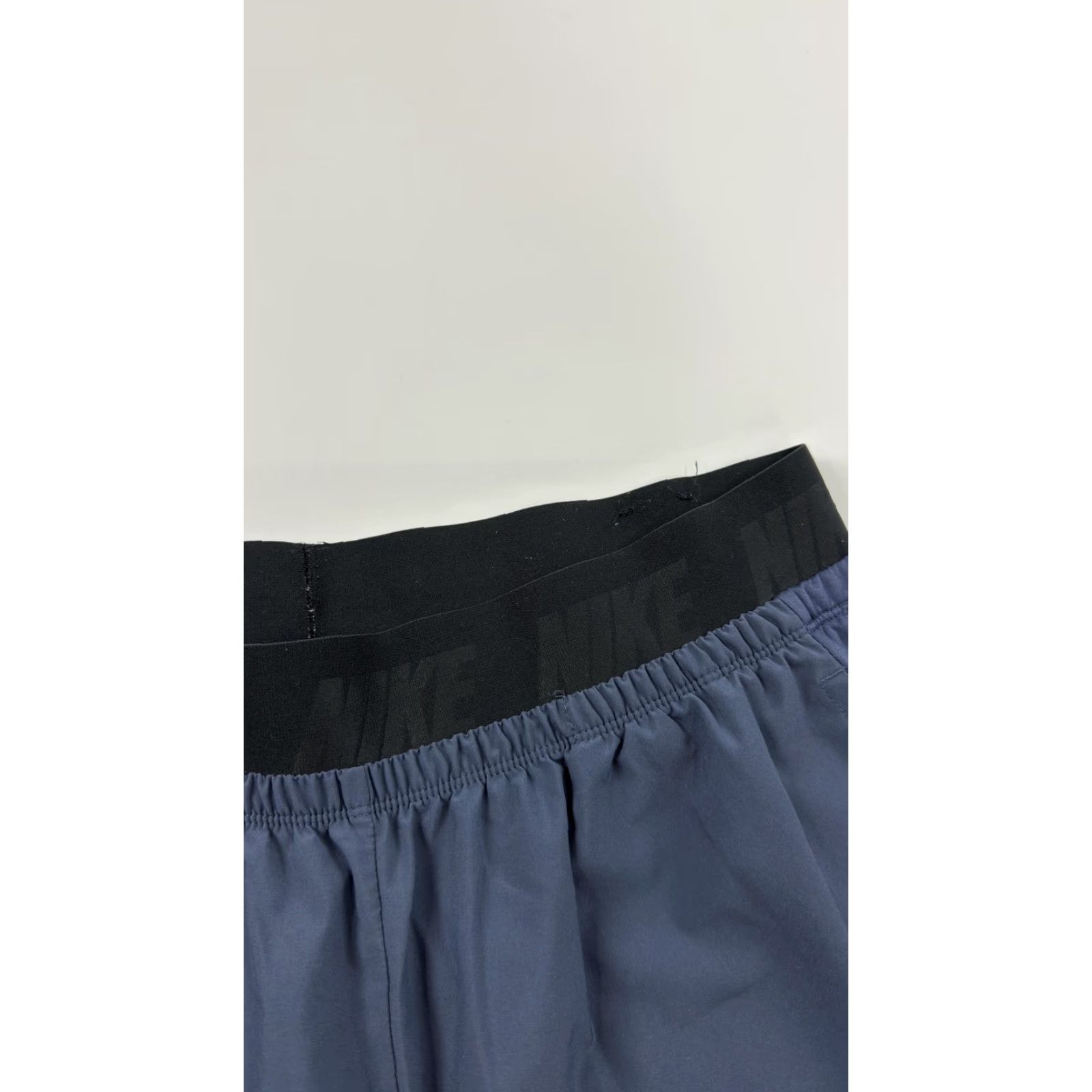 Nike Nike Shorts Mens Large Athletic Performance Gym Running AH9605-01G Dri-Fit Size US 33 - 7 Thumbnail