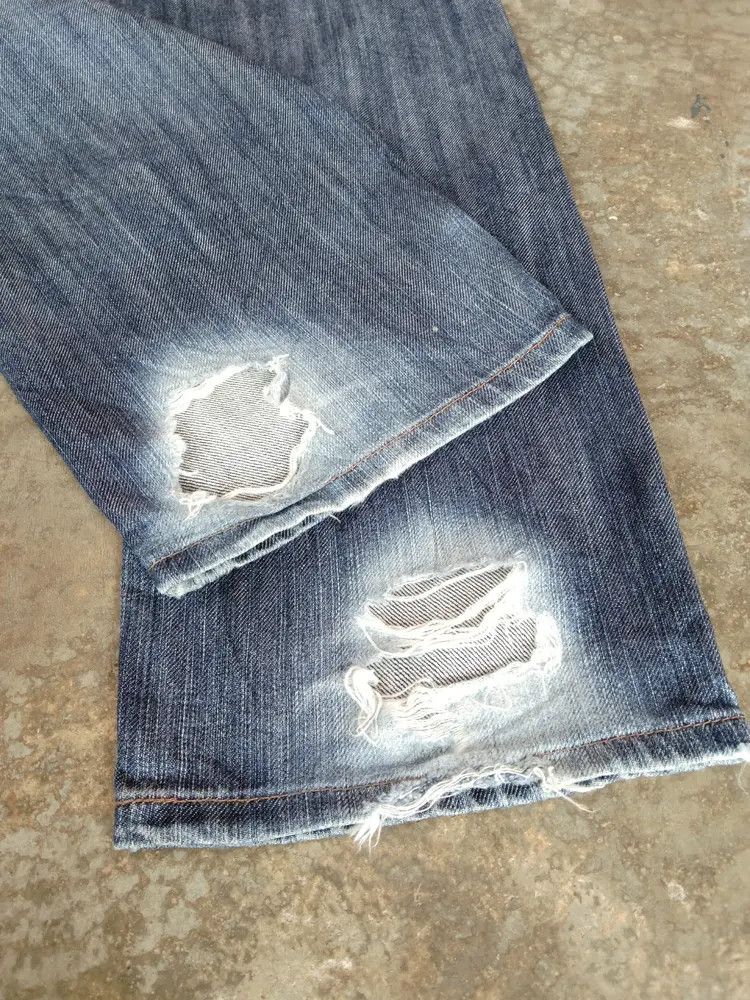 Levi's Vintage Levi's Jeans 504 Straight Leg Distressed Denim 34x29 Size US 34 / EU 50 - 5 Thumbnail