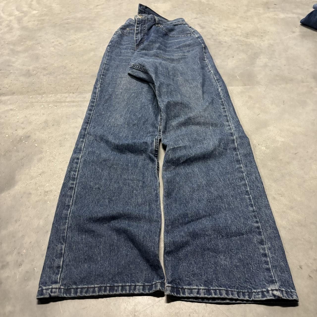 Japanese Brand × Vintage Crazy Vintage Y2K/2000s Medium Wash Essential Denim Jeans! Size US 30 / EU 46 - 3 Thumbnail