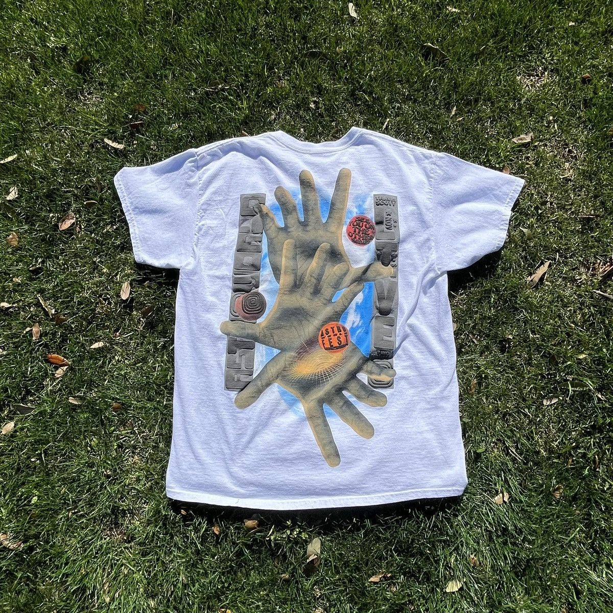 Travis Scott Travis Scott 3 Hands T Shirt Size US M / EU 48-50 / 2 - 1 Thumbnail