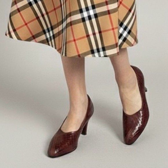 Vintage Vintage 80s Wine Red Almond Toe Leather Heels - 7.5 - 8 Size US 7.5 / IT 37.5 - 1 Thumbnail