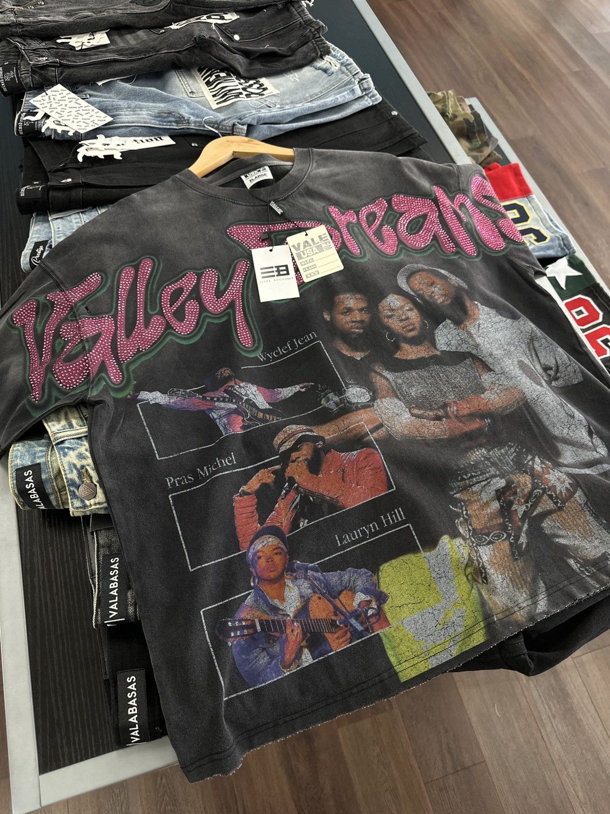 Vale Vale Forever Fever Bling Tee Size US XL / EU 56 / 4 - 1 Thumbnail