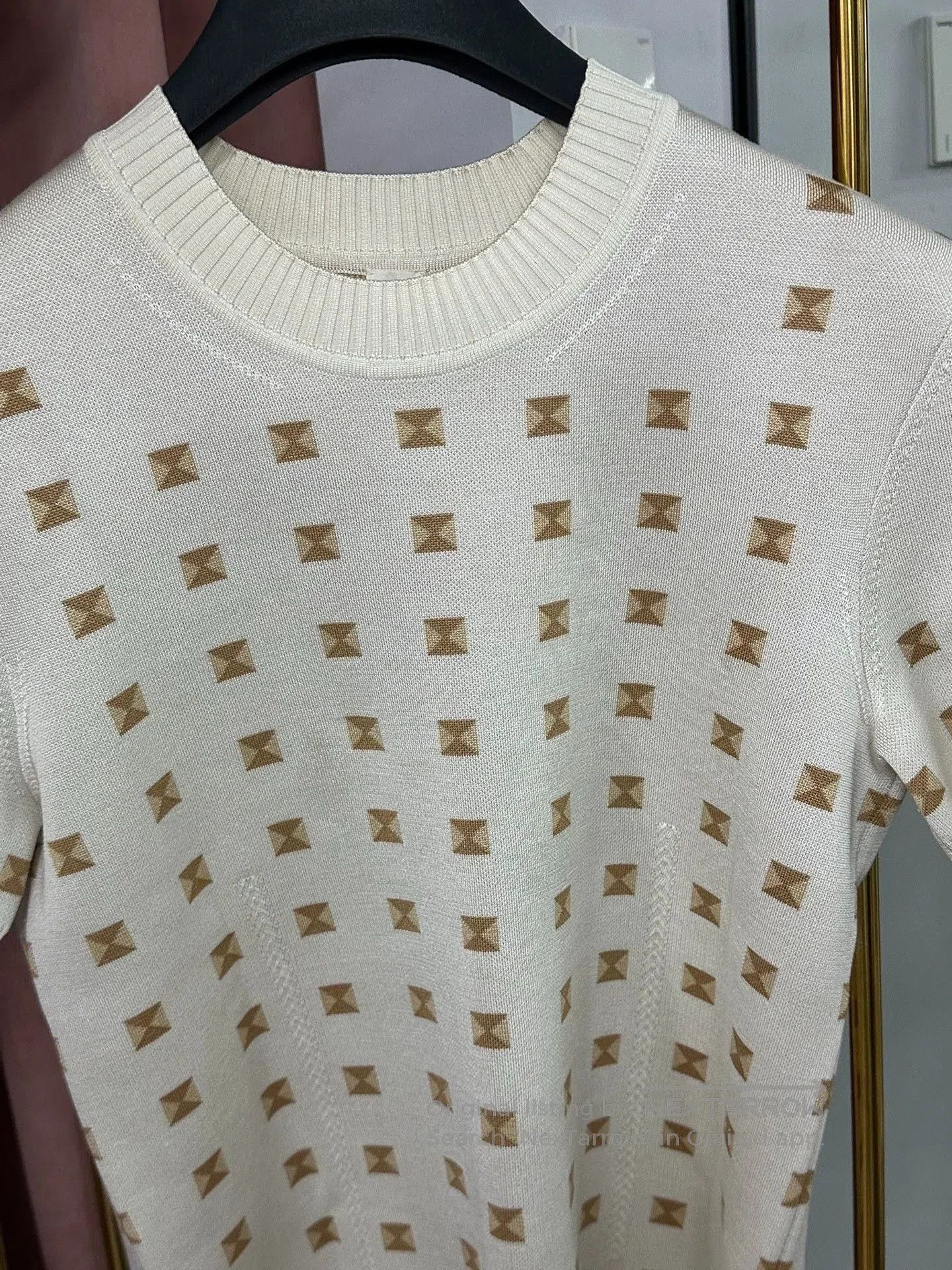 Hermes Hermes Printed Knit Short Sleeve Top. Size M / US 6-8 / IT 42-44 - 2 Thumbnail