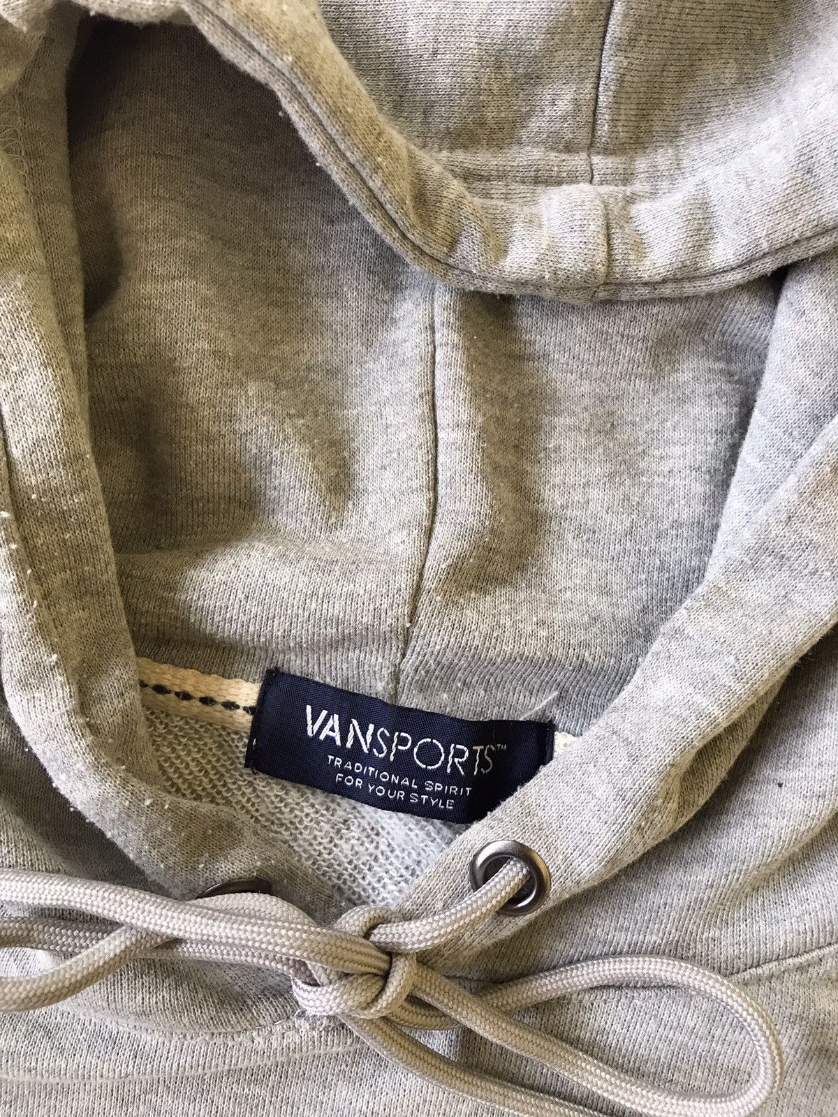 Japanese Brand Surf Style Vintage Vansport Hoodie Size US L / EU 52-54 / 3 - 6 Thumbnail