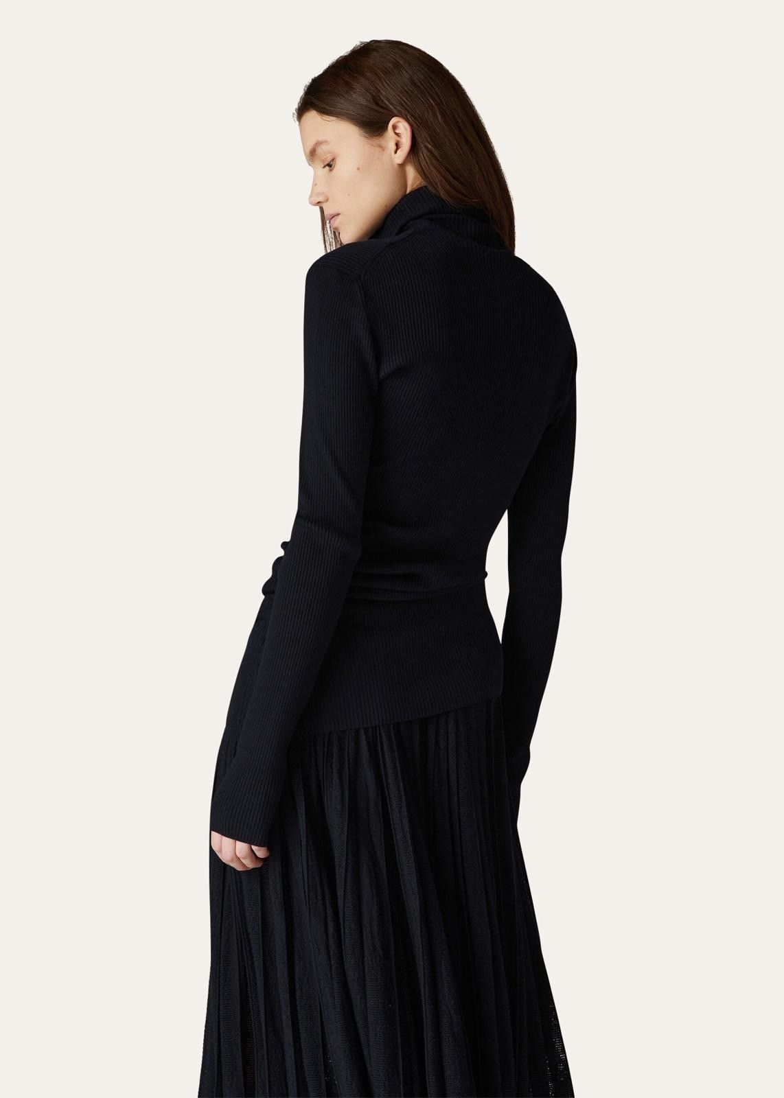 o1srvl11e0824 Diavolezza Turtleneck Sweater in Black
