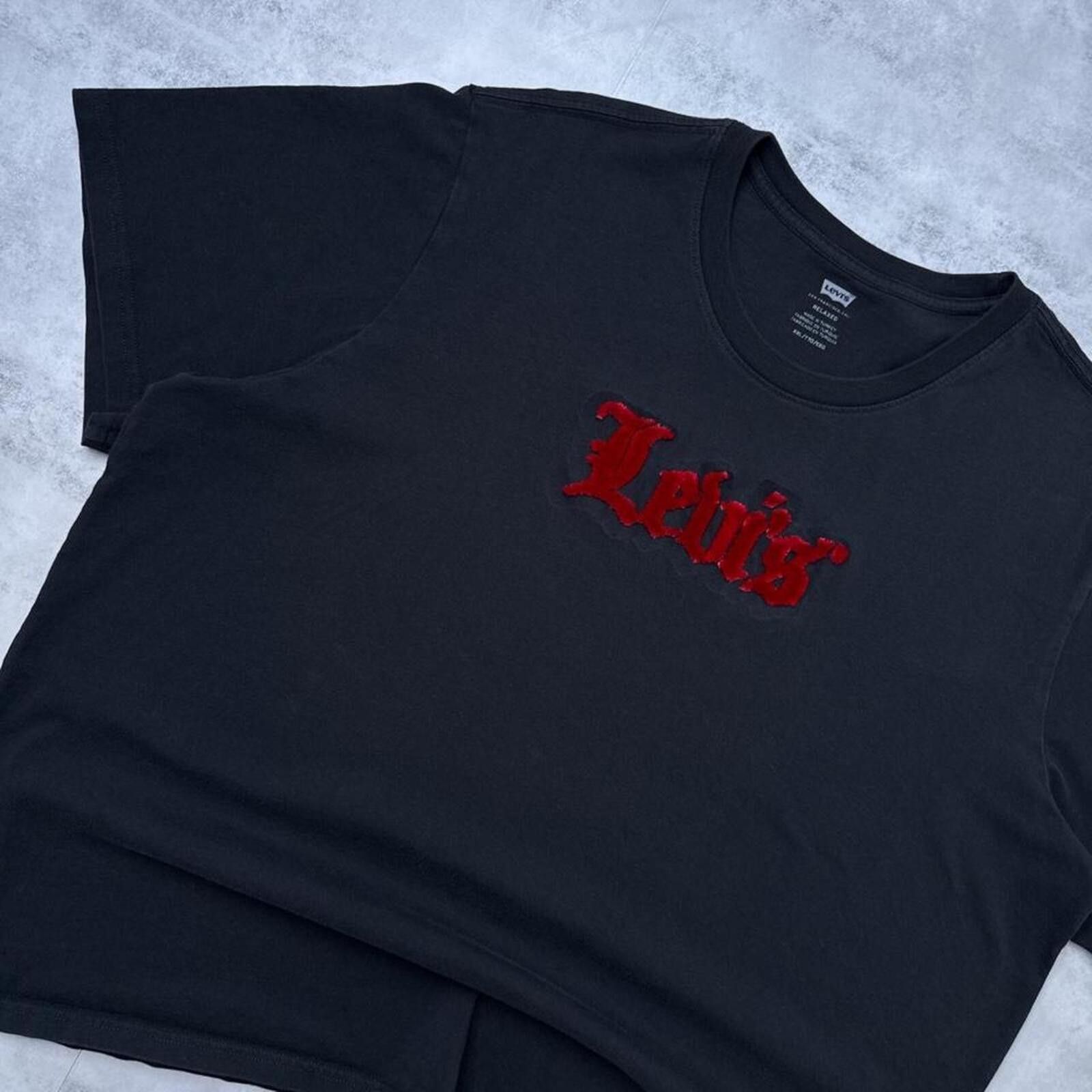 Levi's Y2K Levi’s Grunge 00s Black T shirt Size US XL / EU 56 / 4 - 3 Thumbnail