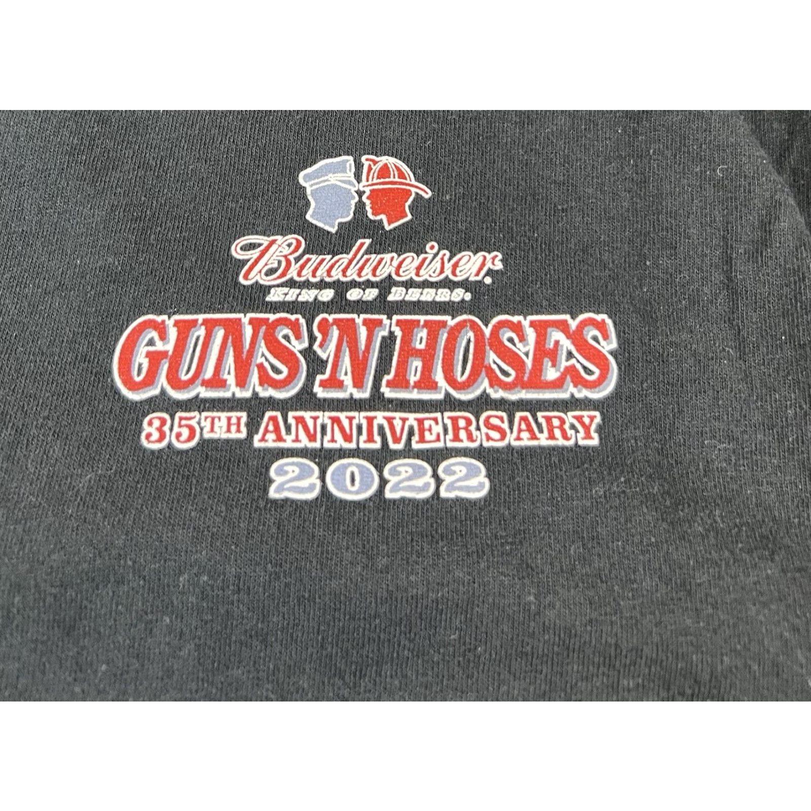 Gildan VINTAGE Budweiser Guns N Hoses Boxing St Louis 2022 Longsleeve T Shirt Medium Blue Mens Long Sleeve Graphic Print Shirt Size US M / EU 48-50 / 2 - 7 Thumbnail