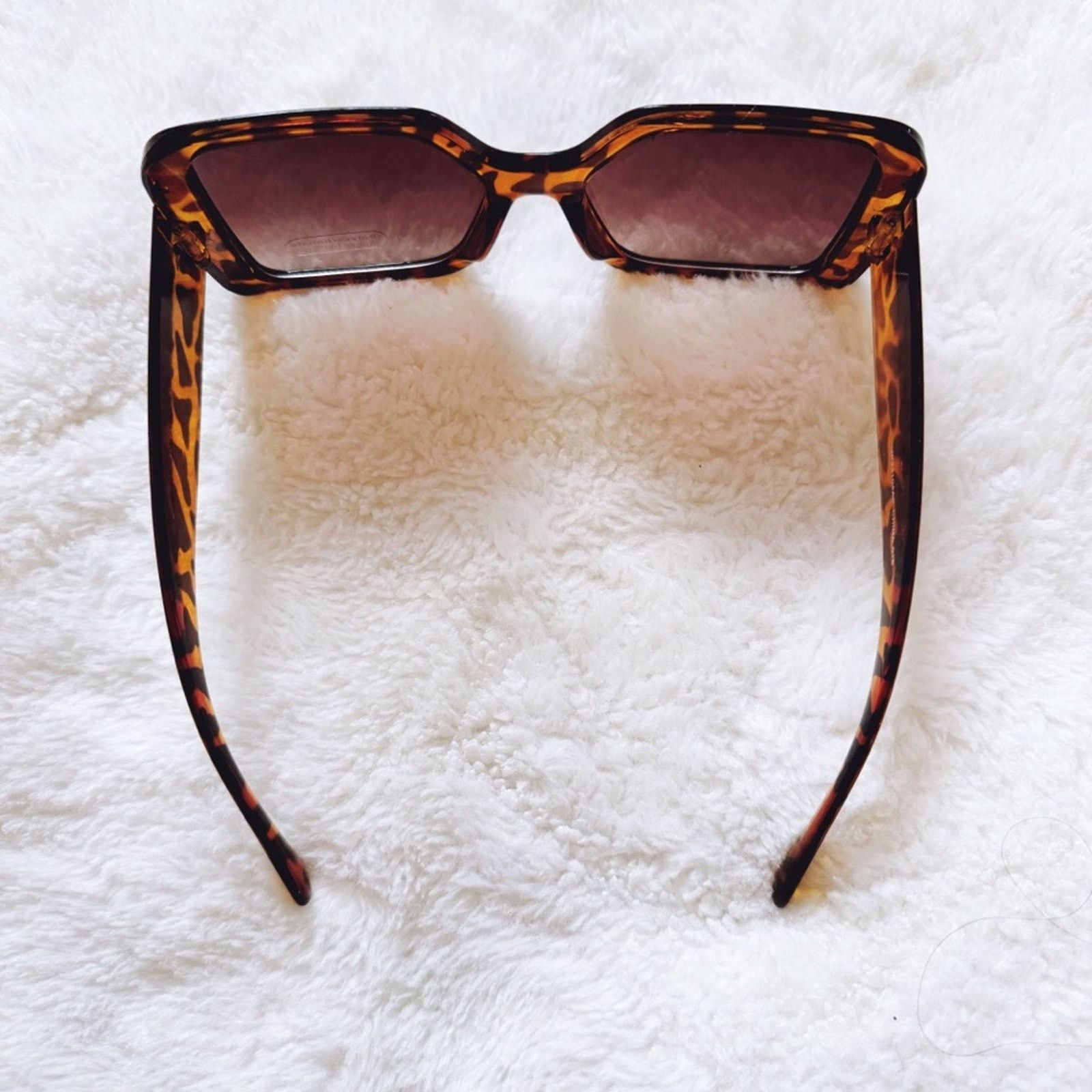 Other Junia Tortoise Brown Oversized Sunglasses Size ONE SIZE - 10 Thumbnail