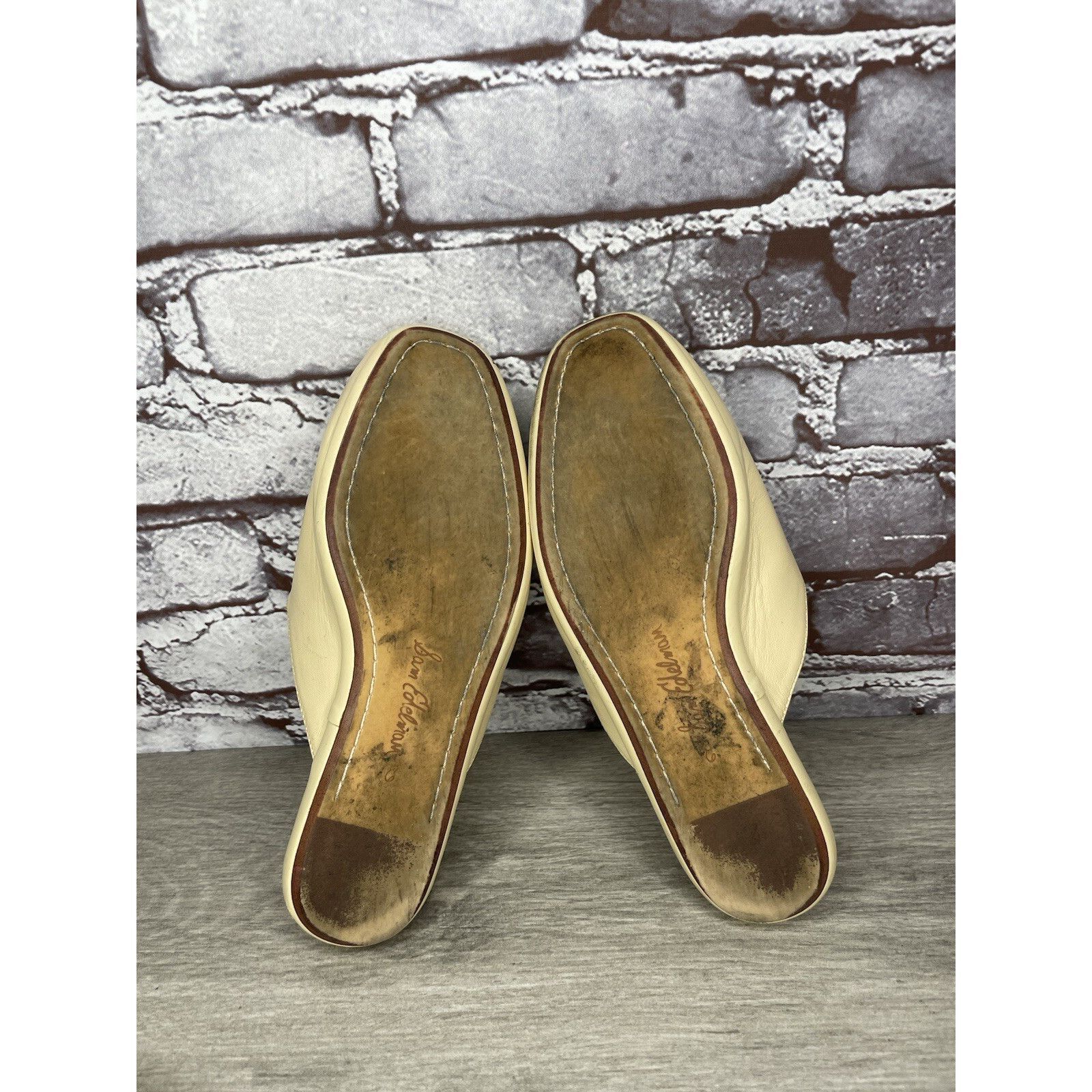Sam Edelman Sam Edelman Kylar Eggshell Beige Leather Quilted Mules Flats Size US 6 / IT 36 - 16 Thumbnail