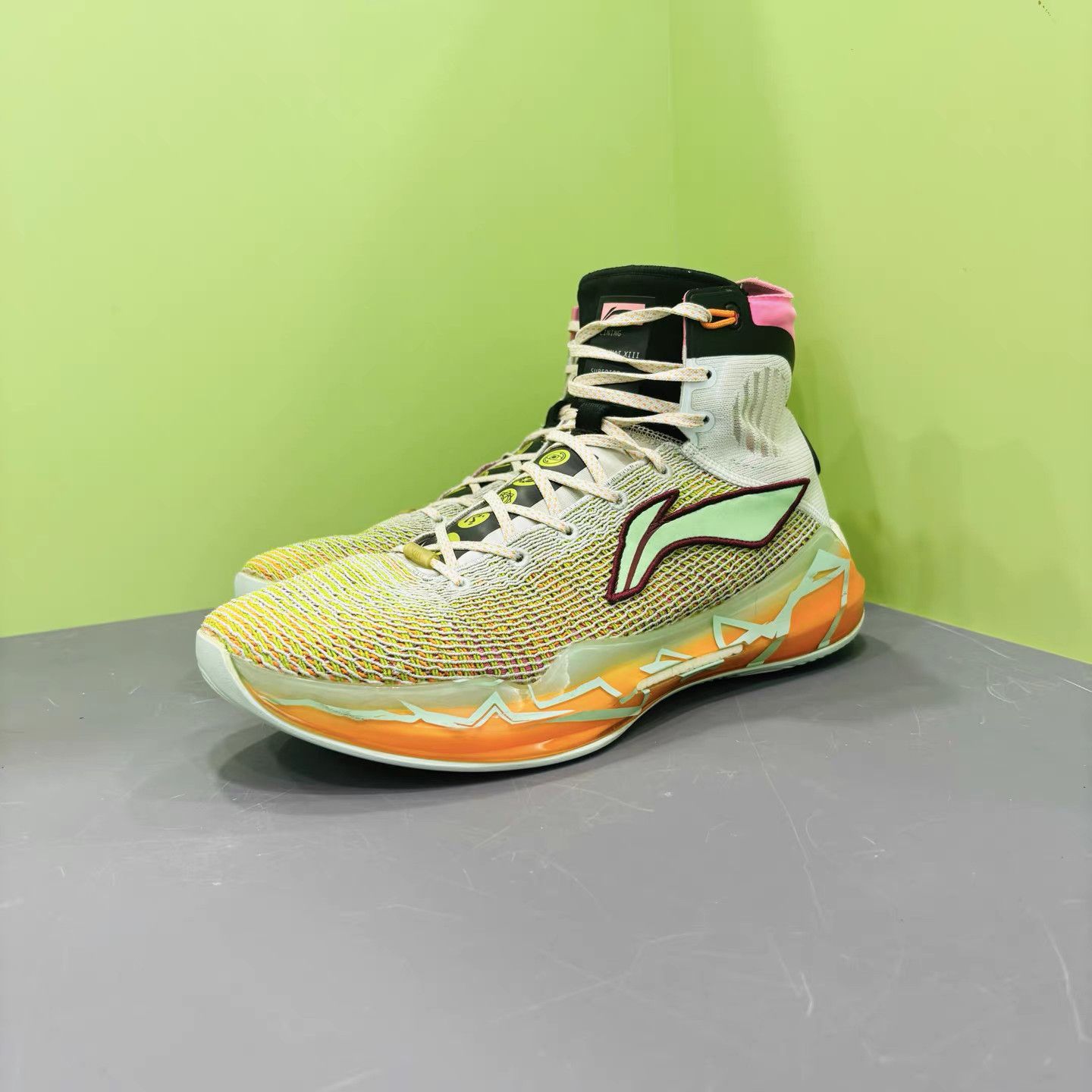 Li-Ning Li-Ning Yushuai 14 Boom Crystal Basketball Shoes K15 Size US 11 / EU 44 - 1 Thumbnail