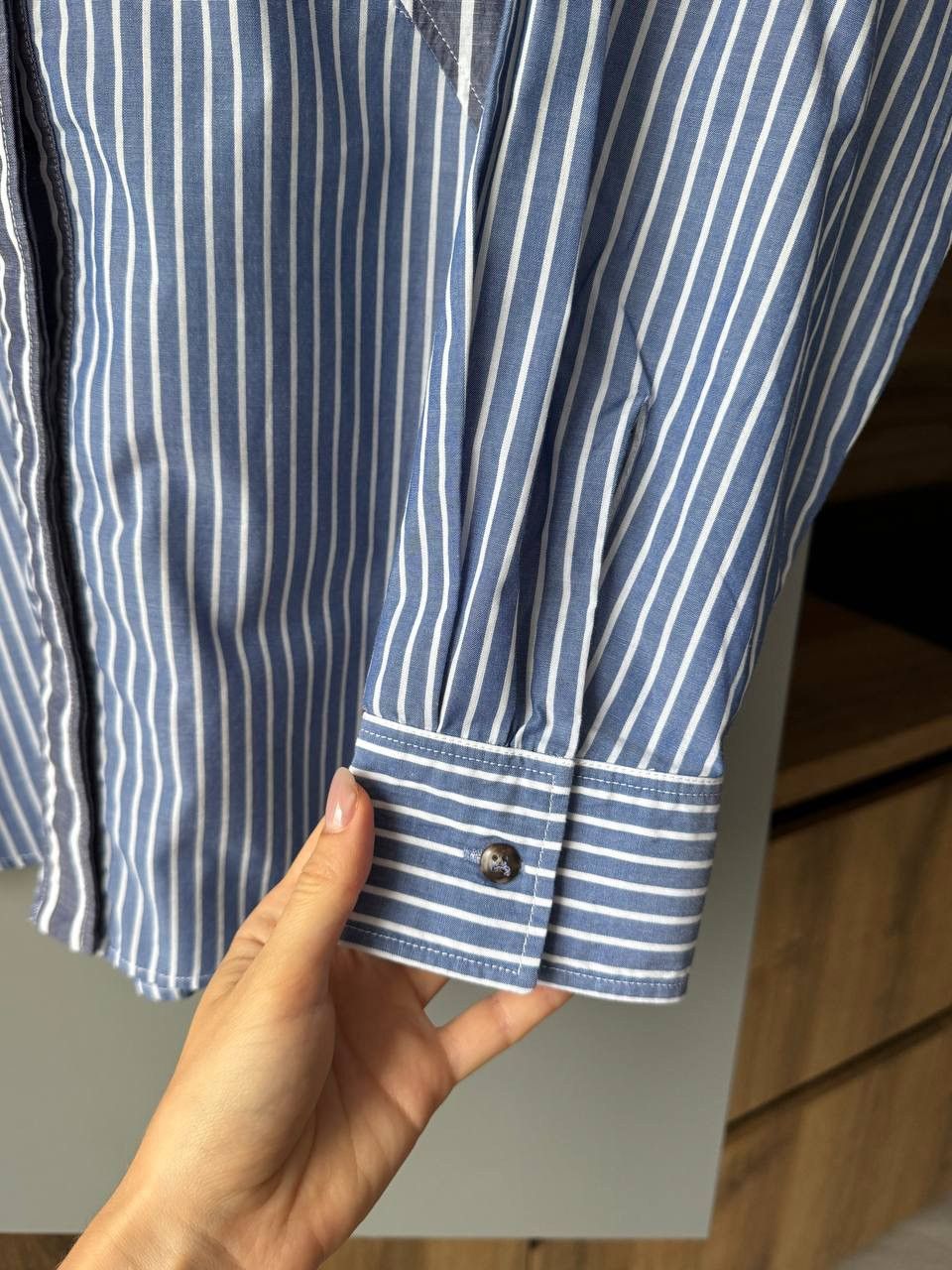 Cedric Charlier Cédric Charlier Two Tone Runway Stripe Shirt Button Up Size M / US 6-8 / IT 42-44 - 4 Thumbnail
