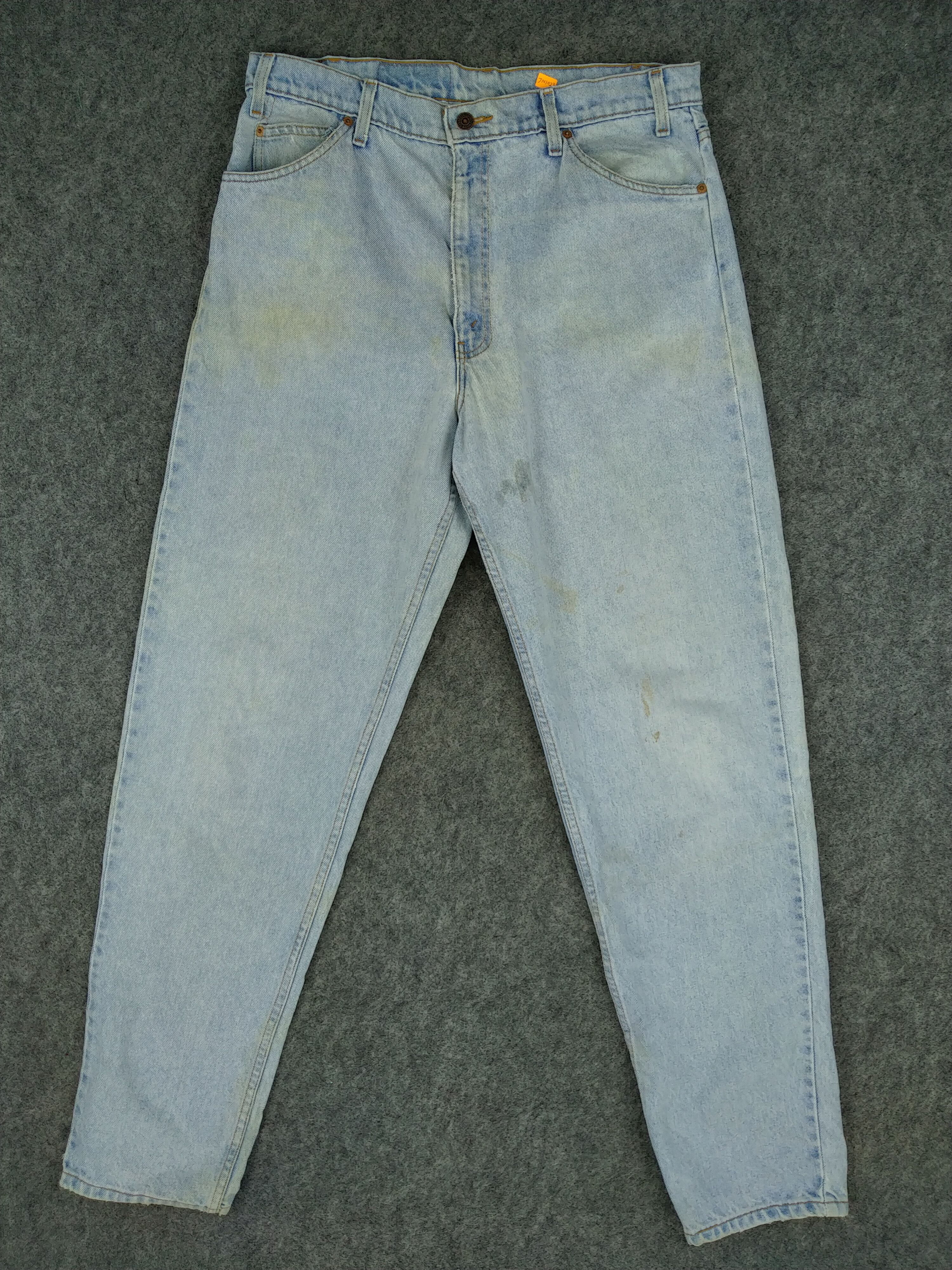 image of Distressed Denim x Levis Light Wash Vintage Levi's 550 Orange Tab Denim -Jn1023, Men's (Size 35)