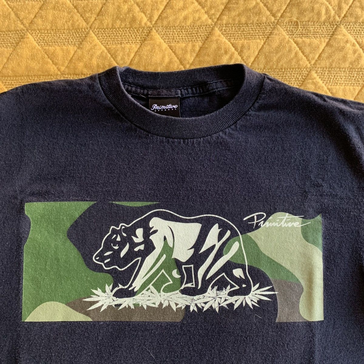 Primitive 2011 Primitive Skate Tee Bear Camo Medium Size US M / EU 48-50 / 2 - 1 Thumbnail