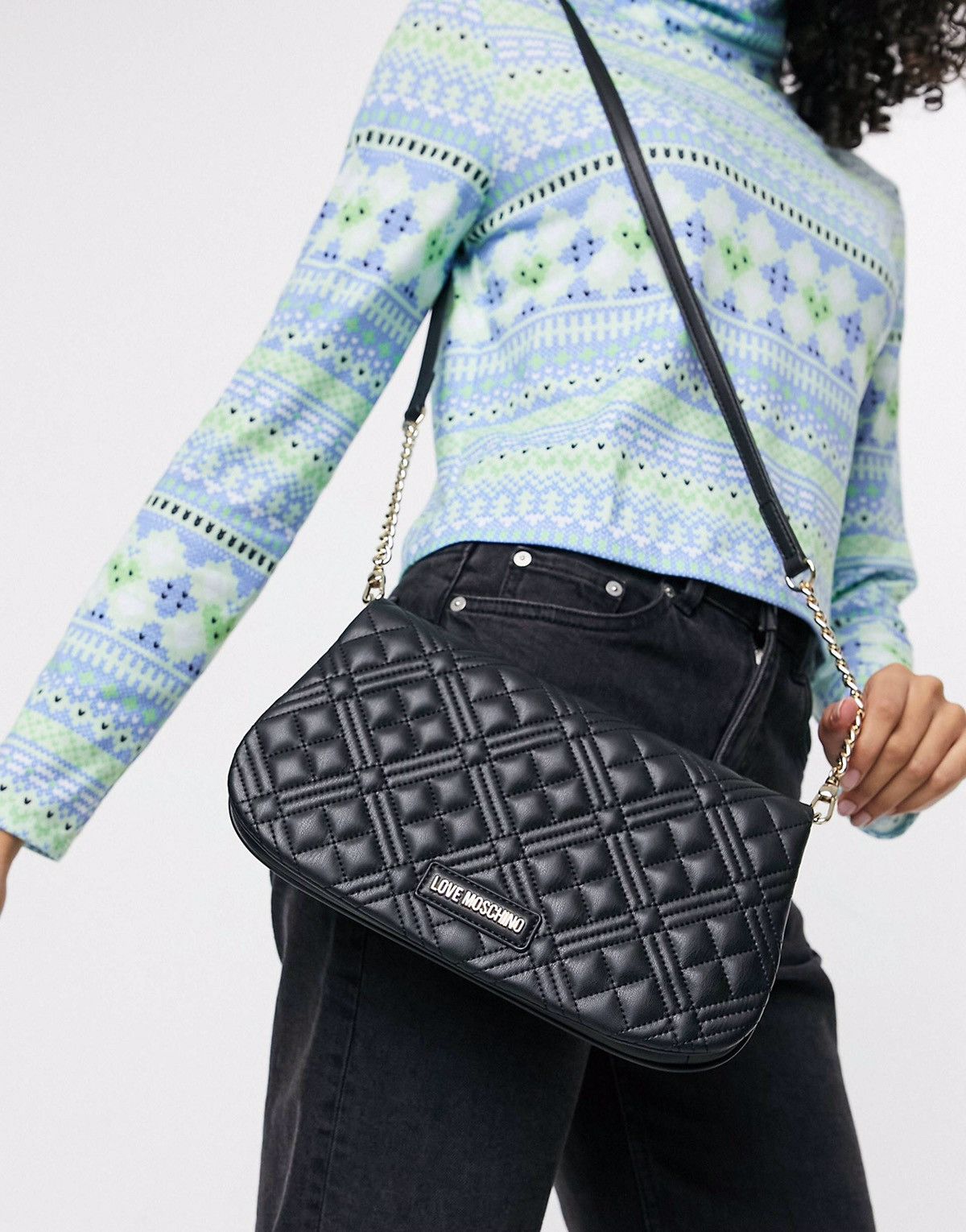 Love Moschino LOVE MOSCHINO Black Quilted Oblong Crossbody Shoulder Bag Size ONE SIZE - 1 Thumbnail