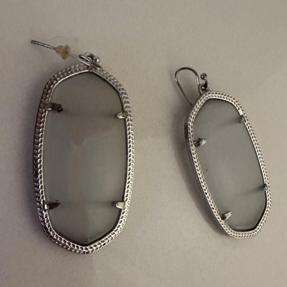 Designer Kendra Scott Danielle Slate Cat's Eye Silver Drop Earrings Size ONE SIZE - 4 Thumbnail