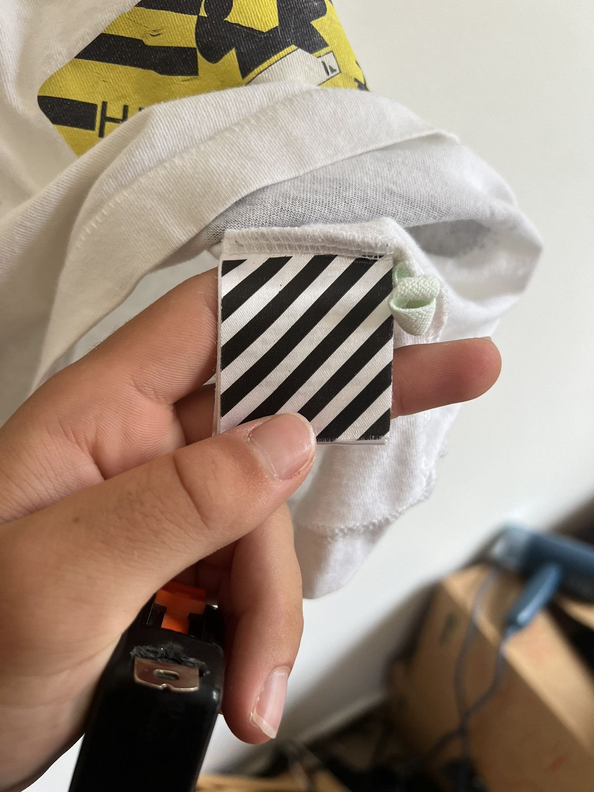 Off-White Off white spray paint TEE Size US S / EU 44-46 / 1 - 9 Thumbnail