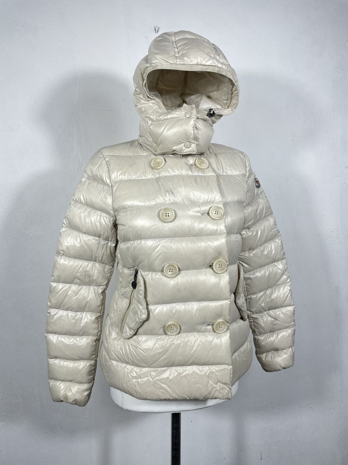 Designer × Moncler Moncler Beige Puffer Hood Down Jakcet Coat Luxury Designer Size S / US 4 / IT 40 - 2 Thumbnail