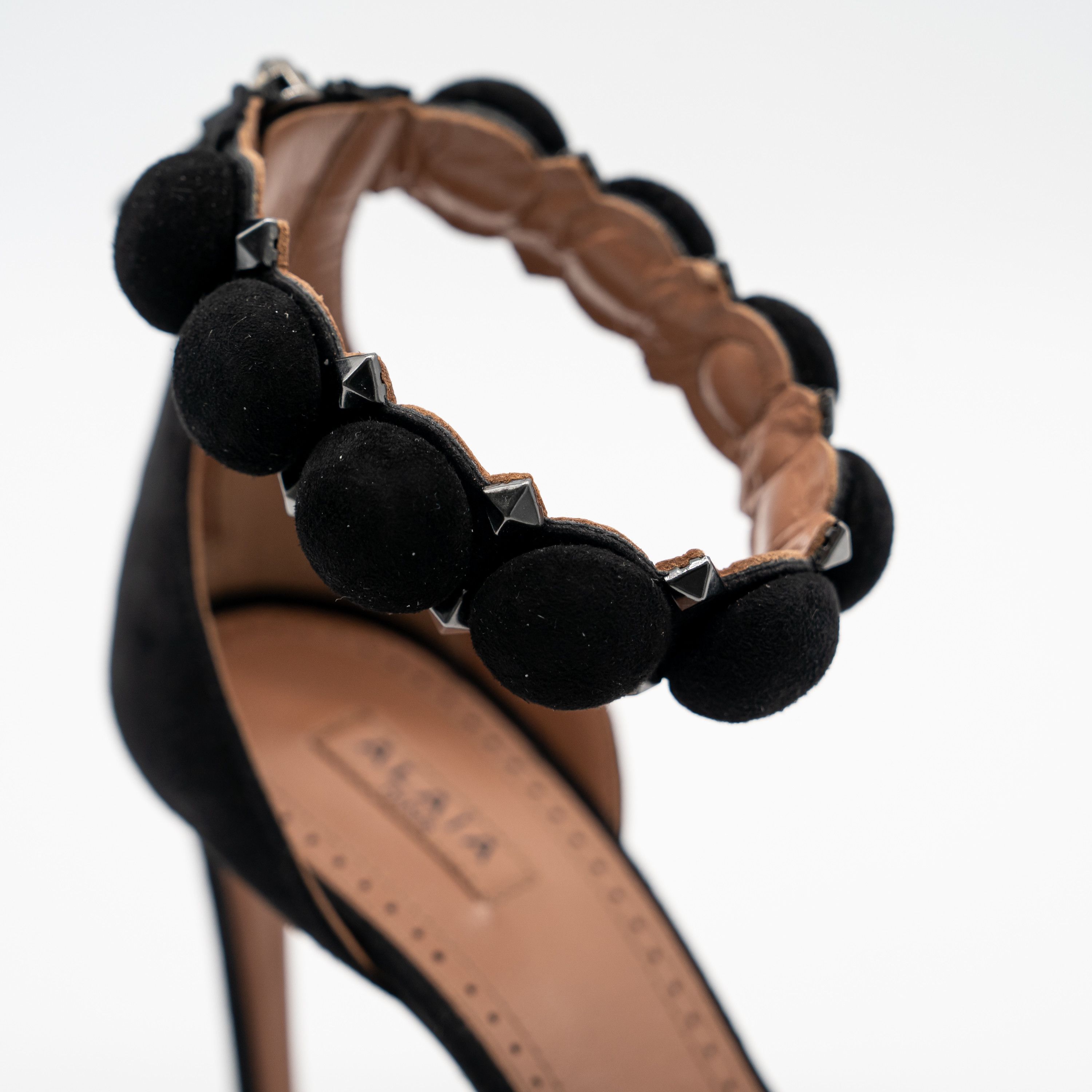 Alaia 38eu 8 US Alaia La Bombe 90 Black Sandals Strap Suede Heels Size US 7 / IT 37 - 9 Thumbnail