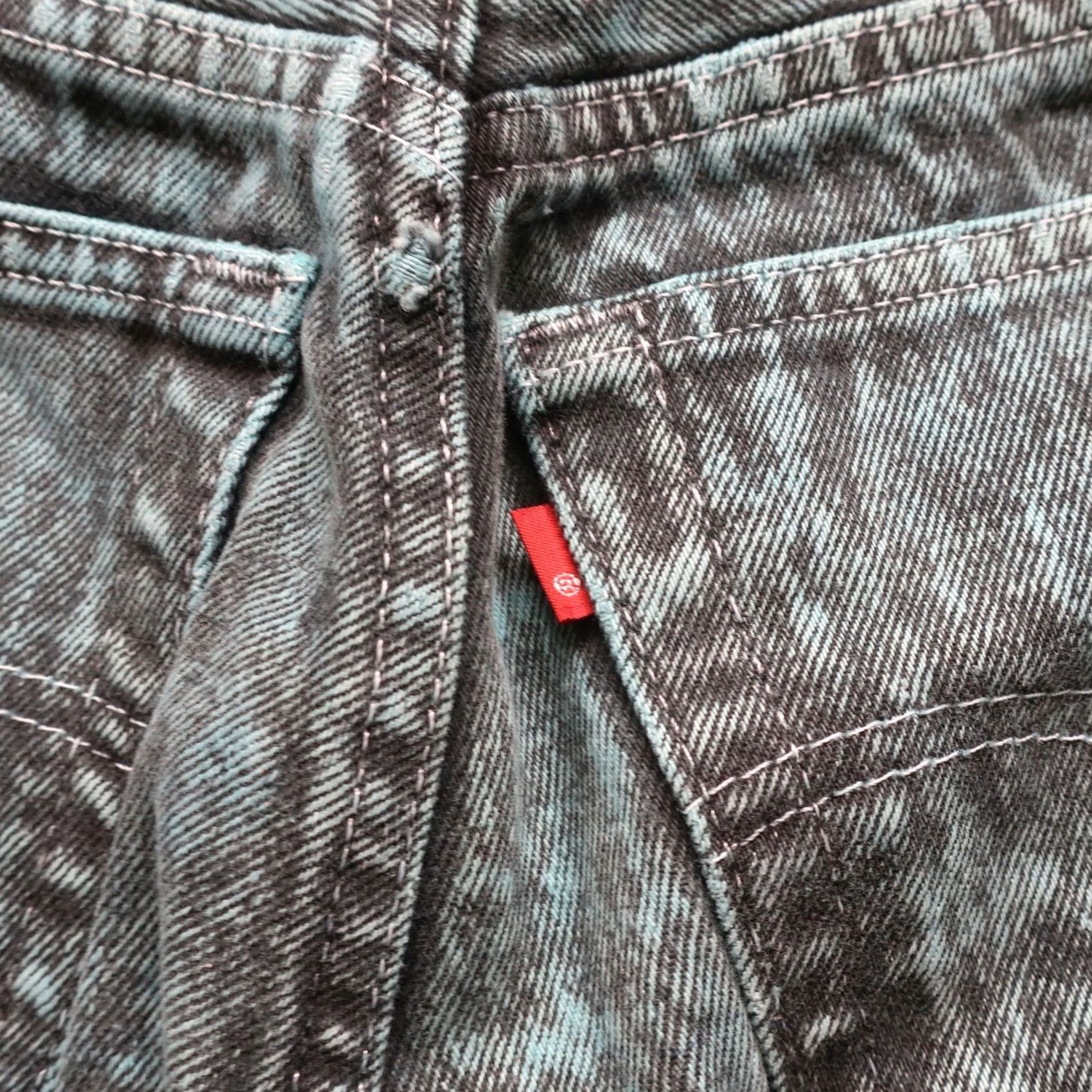 Levi's Vintage Levi's 501 Overwashed Denim Jeans Made in USA Womens Jeans 28x33 Overwashed 90s 80s Mens Size 28" / US 6 / IT 42 - 7 Thumbnail