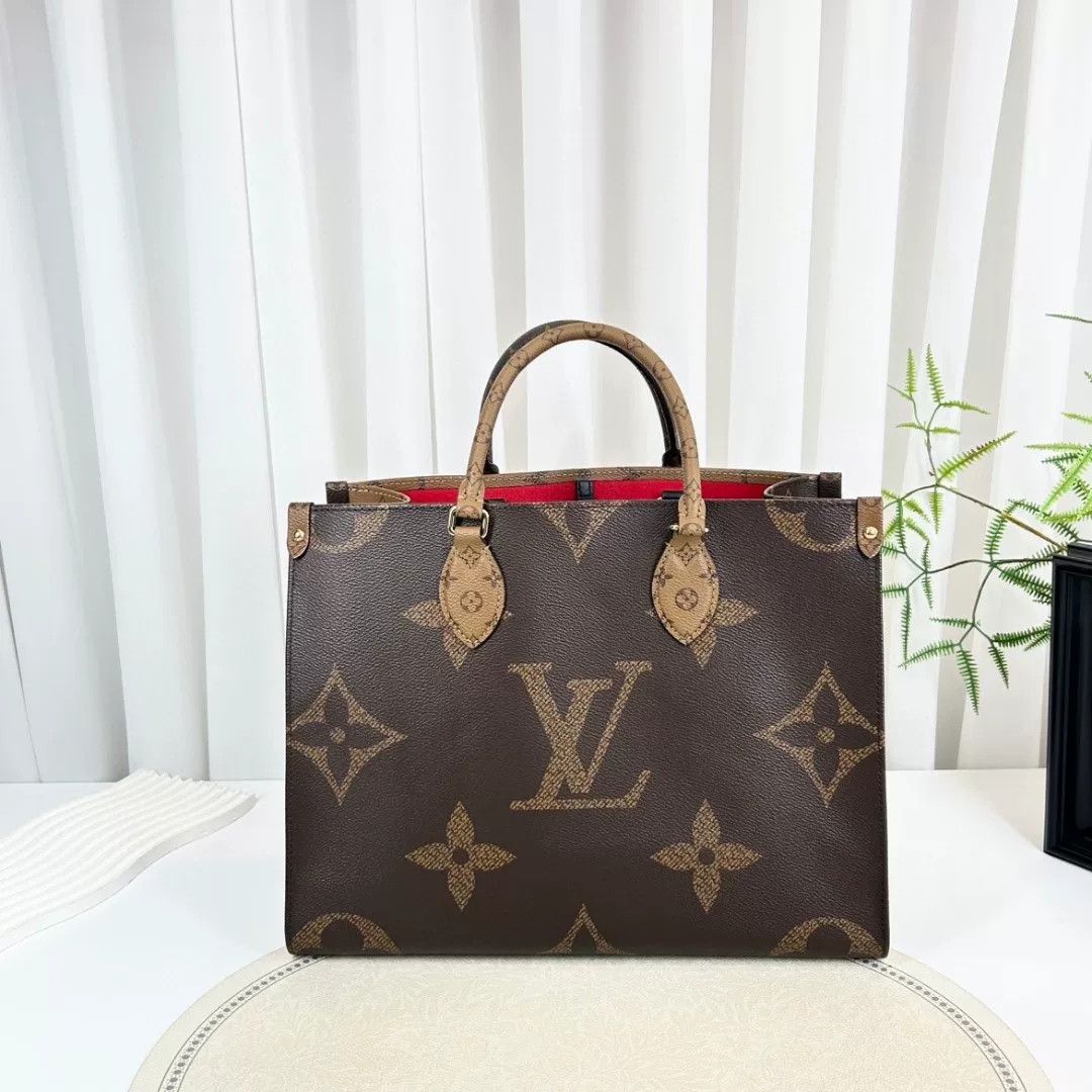 Louis Vuitton Pre-loved Bag Very good condition Size ONE SIZE - 1 Thumbnail