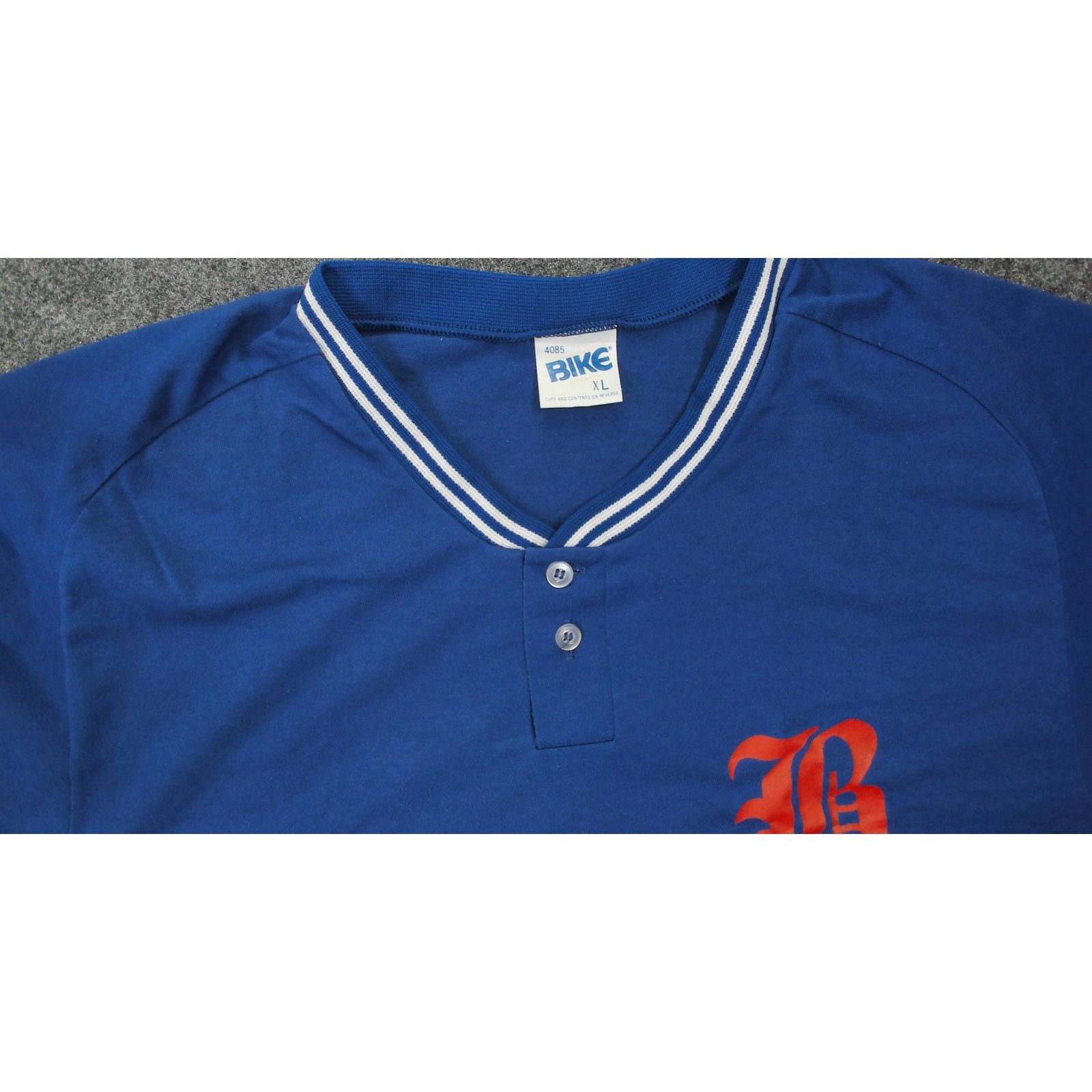 Vintage Bike Athletic 80s Single Stitch Old English Baseball Henley Size US L / EU 52-54 / 3 - 10 Thumbnail