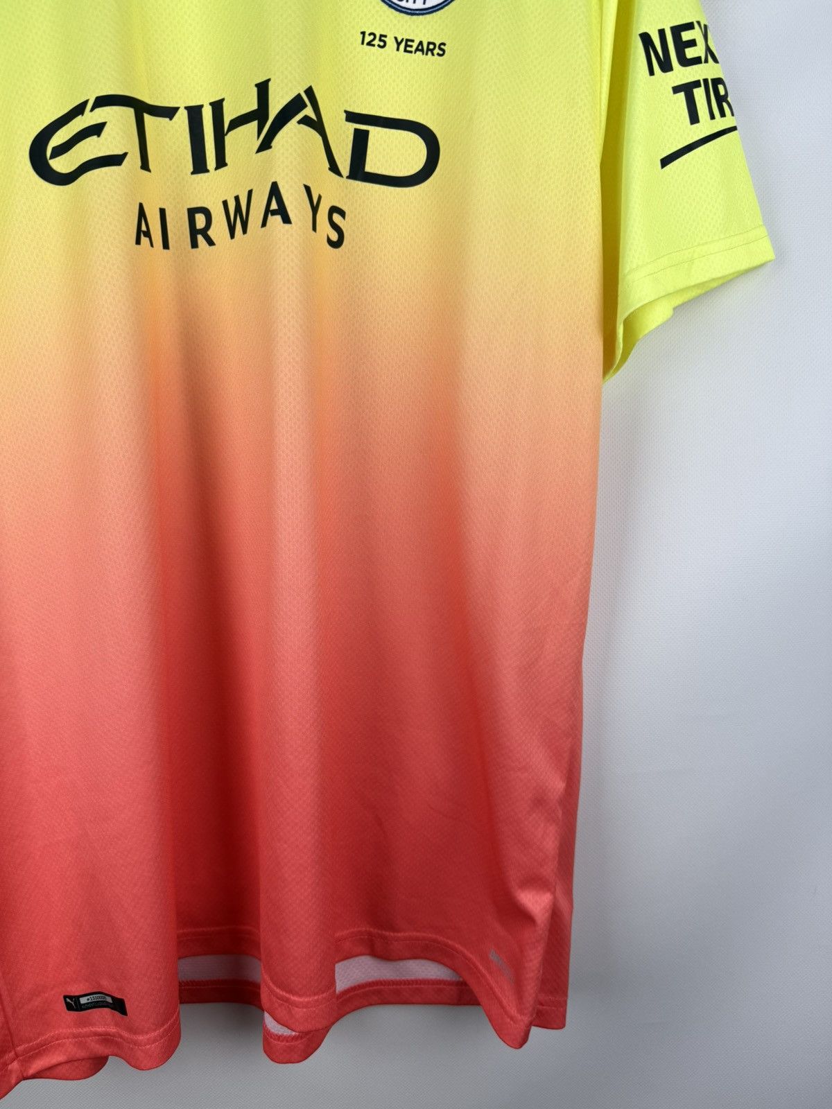 Puma Manchester City 2019-20 Third Kit #16 Rodrigo Jersey Shirt Size US XL / EU 56 / 4 - 6 Thumbnail