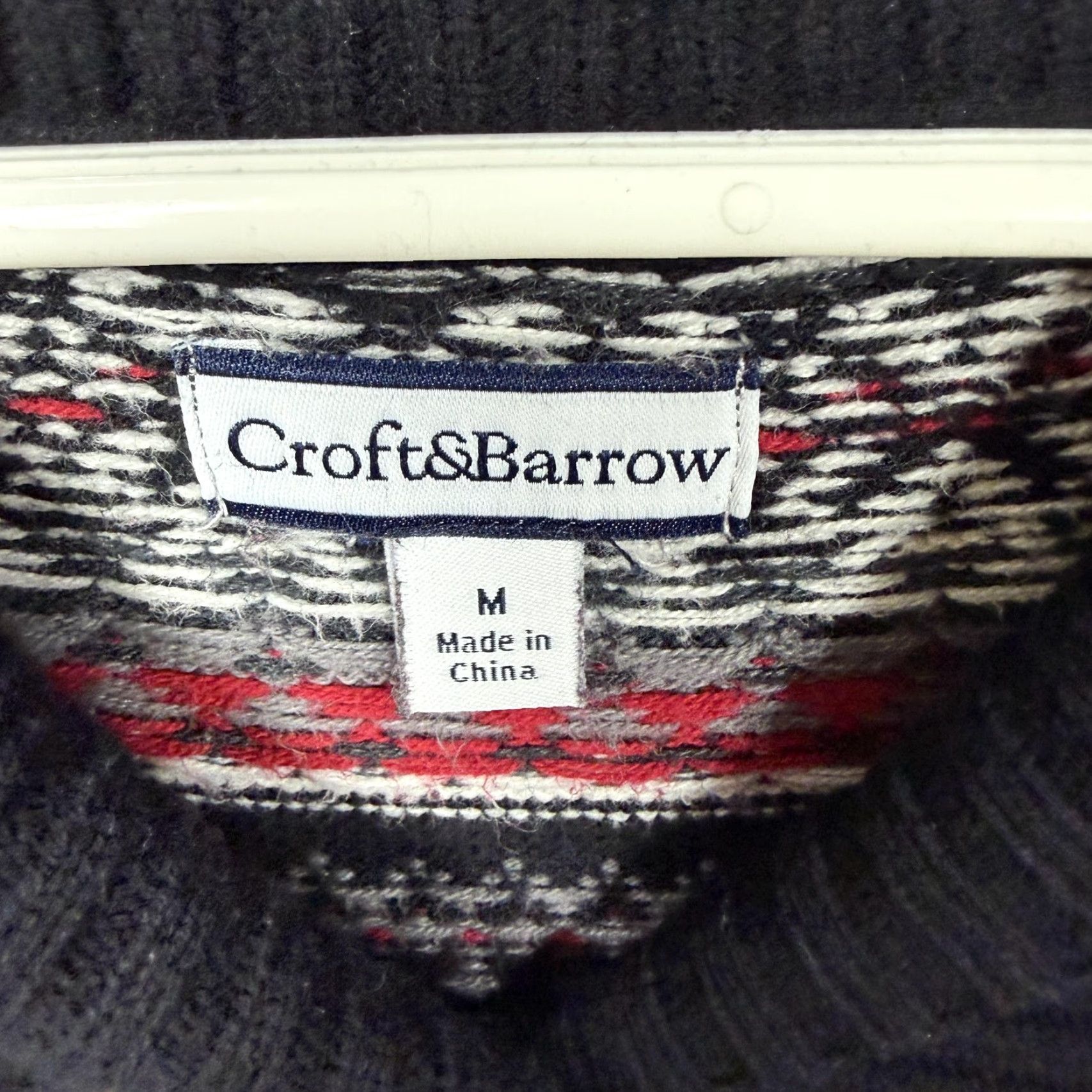 Croft & Barrow Croft & Barrow Sweater Womens M Black Fair Isle V-Neck Nordic Winter Pullover Knit Adults M Black Fair Isle Knit Pullover Sweater Mens Womens Size M / US 6-8 / IT 42-44 - 5 Thumbnail