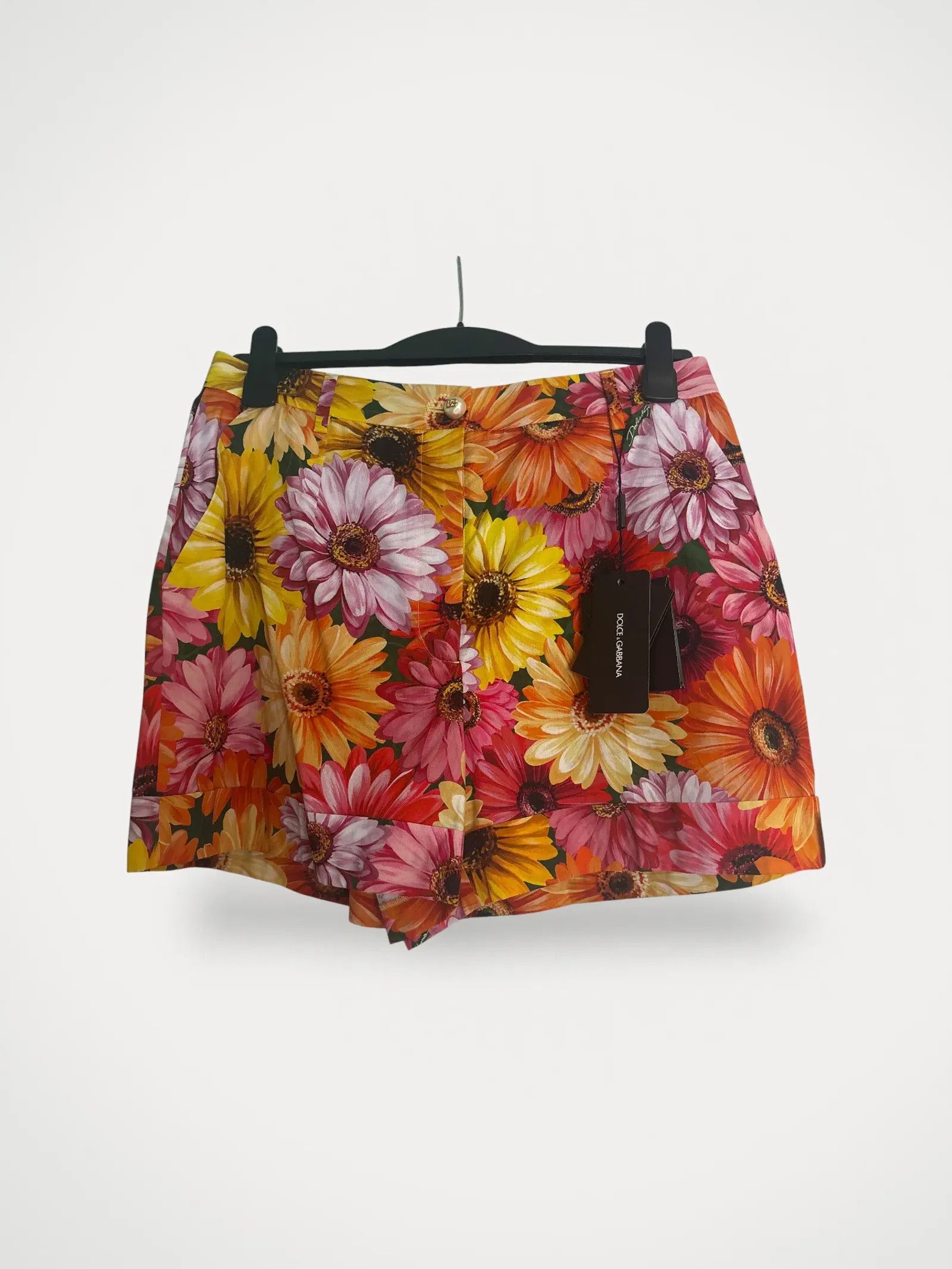 ショートパンツ Dolce & Gabbana 'Bouquet' bermuda shorts Dolce & Gabbana 'Bouquet' Bermuda Shorts | THE LIST