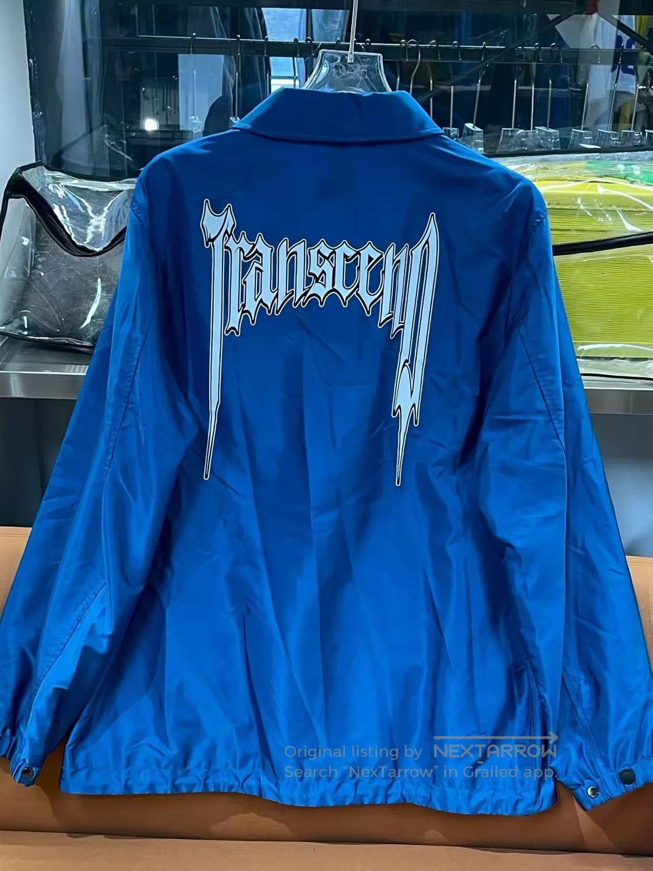Burberry Burberry SS23 Logo Print Men's Blue Jacket. Size US L / EU 52-54 / 3 - 2 Thumbnail