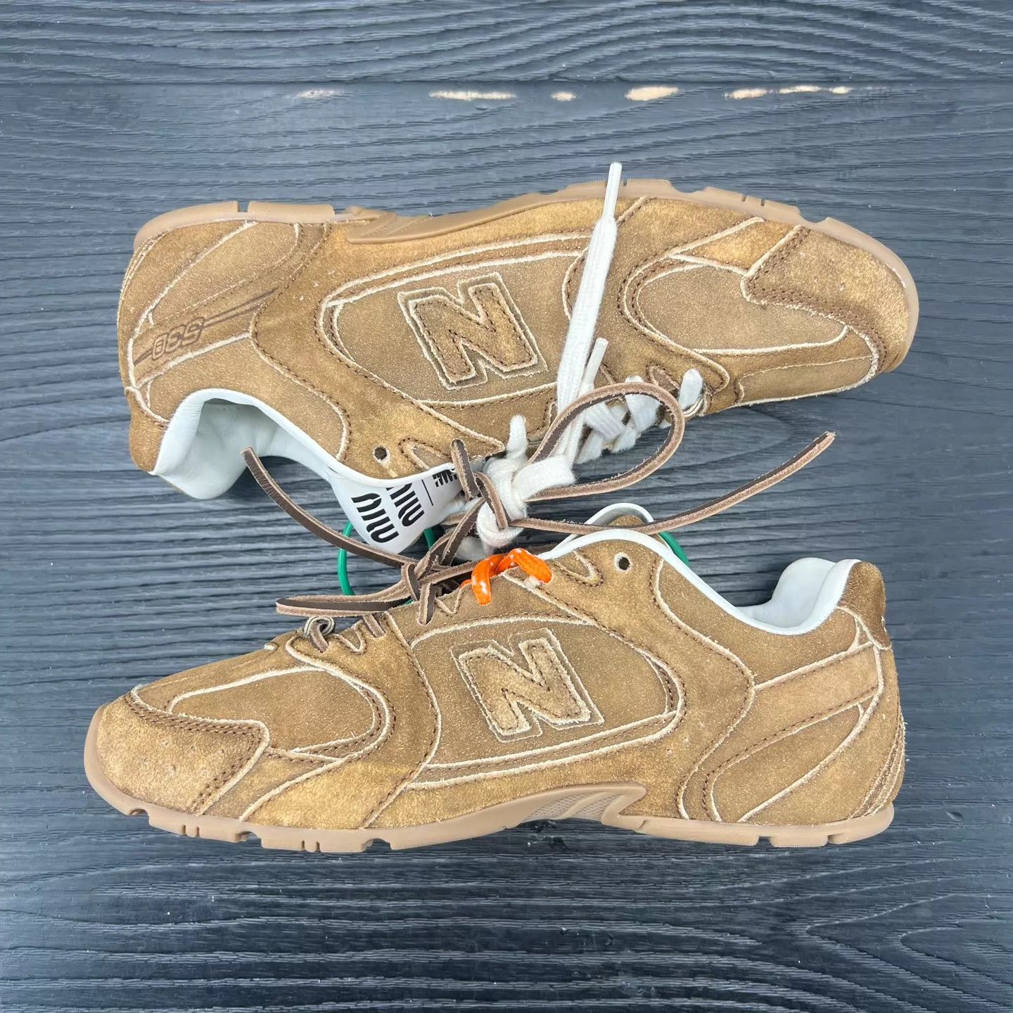 Miu Miu MIU MIU nb530 Cinnamon 36.5 Size US 6 / IT 36 - 2 Thumbnail