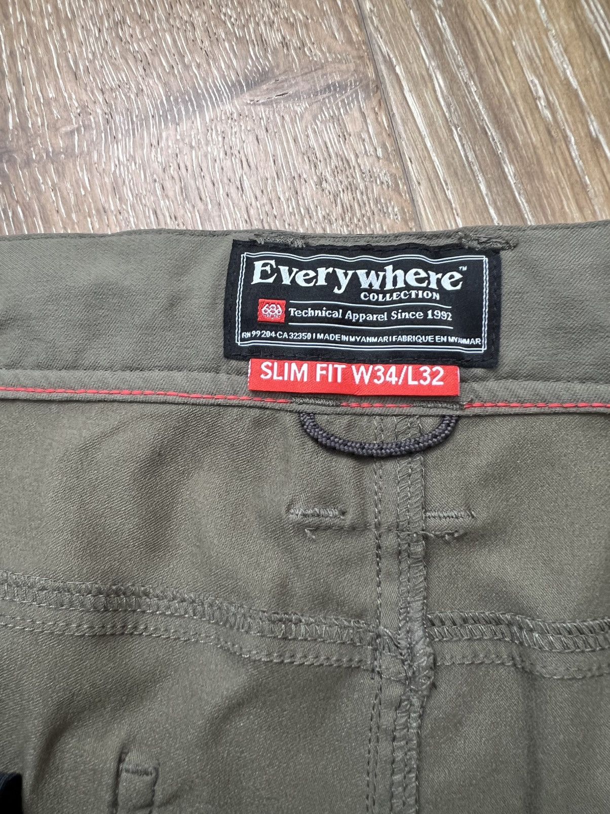 686 686 everywhere hiking pants Size US 34 / EU 50 - 3 Thumbnail