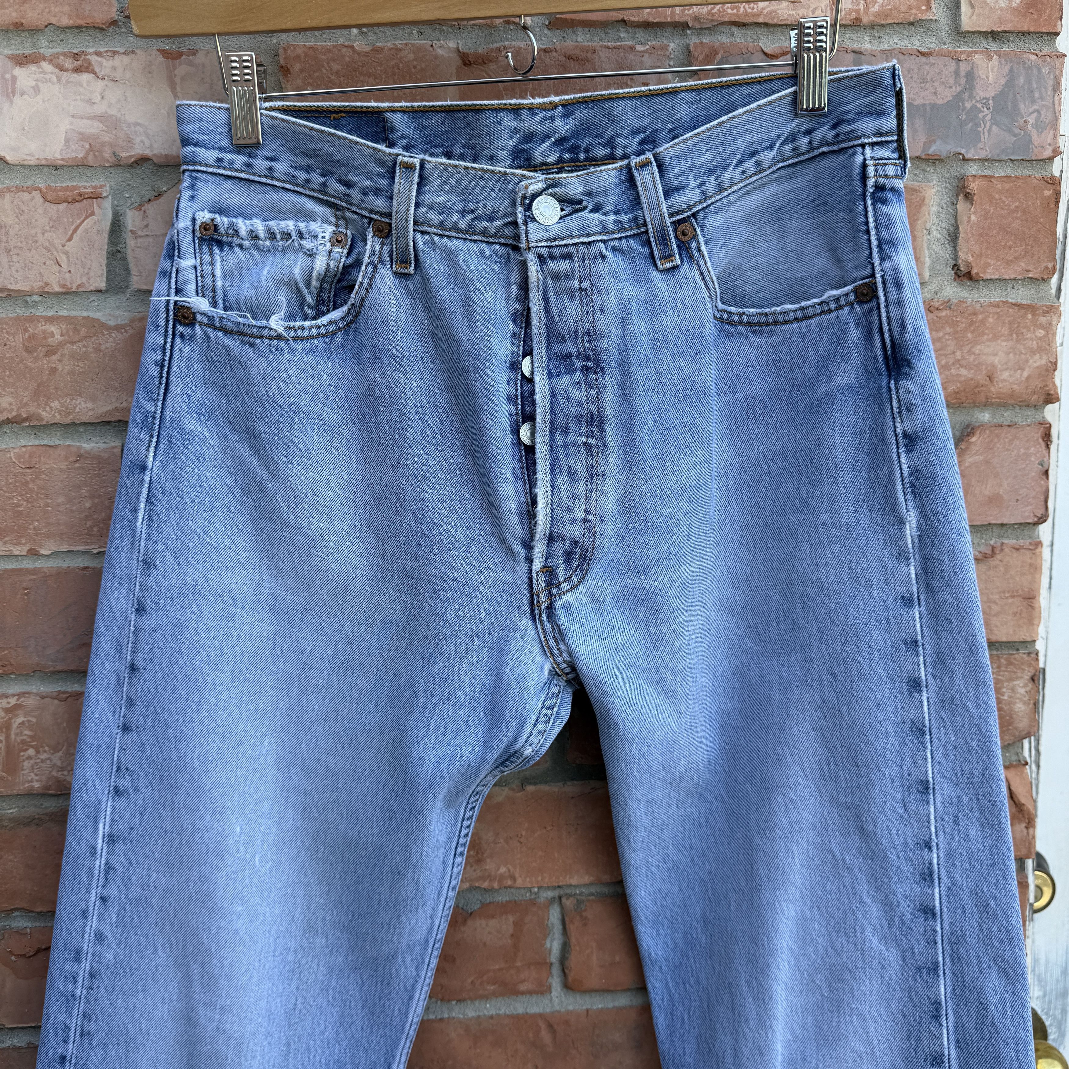 Levi's Vintage 90s Levis 501 Blue Button fly Denim Jeans Size US 32 / EU 48 - 2 Thumbnail