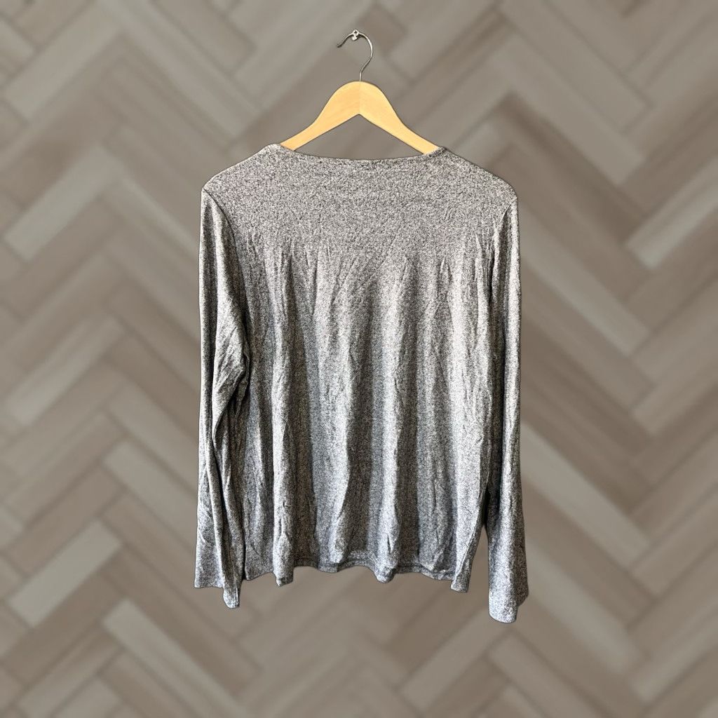 J. Jill J. Jill Womens Knit Long Sleeve Shirt Gray L NWT Wearever Collection Size Large Busy Wearever? (Wait) Size L / US 10 / IT 46 - 1 Thumbnail