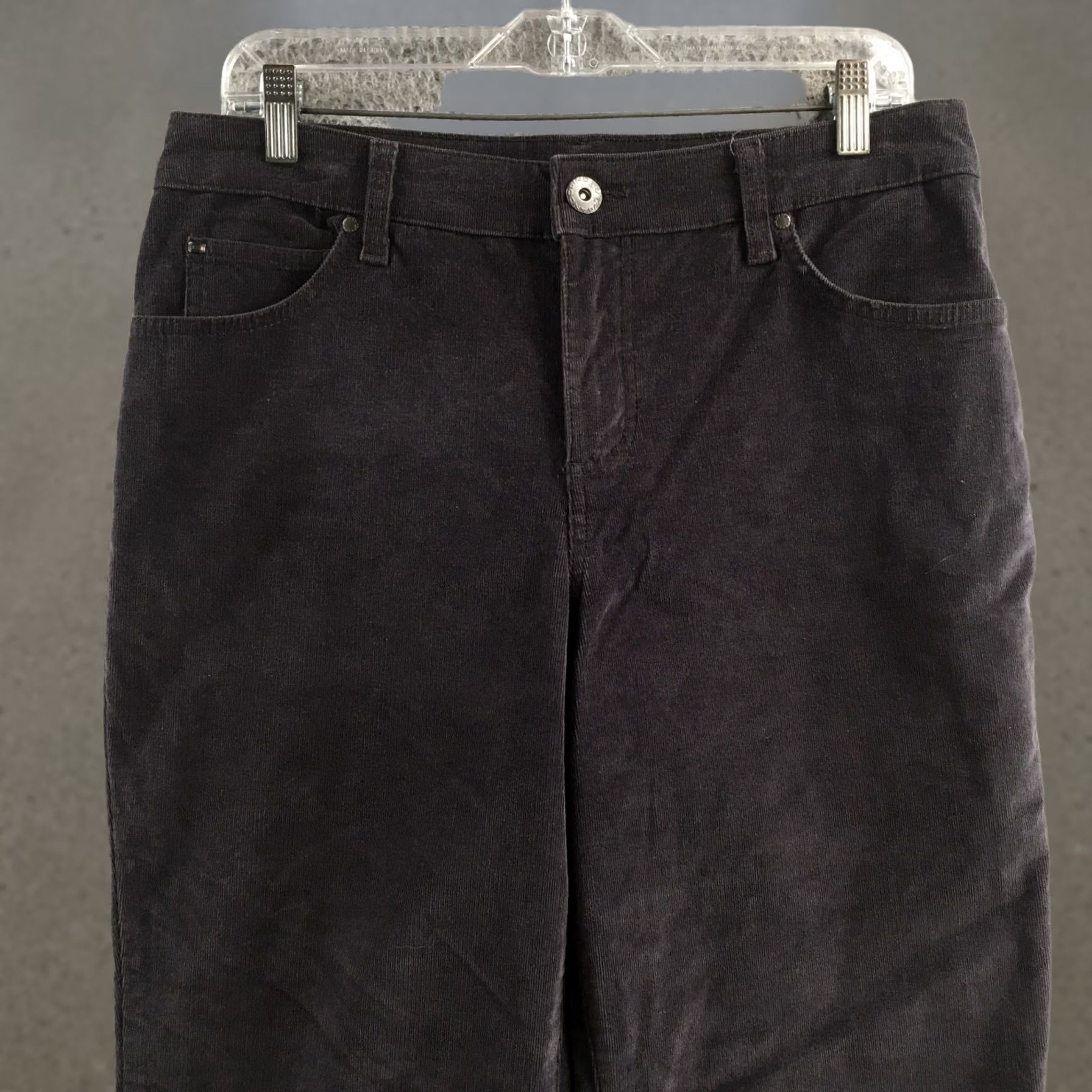Vintage Bandolino Jeans Womens 12 Black Five Pockets High Rise Zip Fly Corduroy Medium Rise Five Pocket Design Denim Straight Classic Casual Pants Size 34" / US 12 / IT 48 - 1 Thumbnail