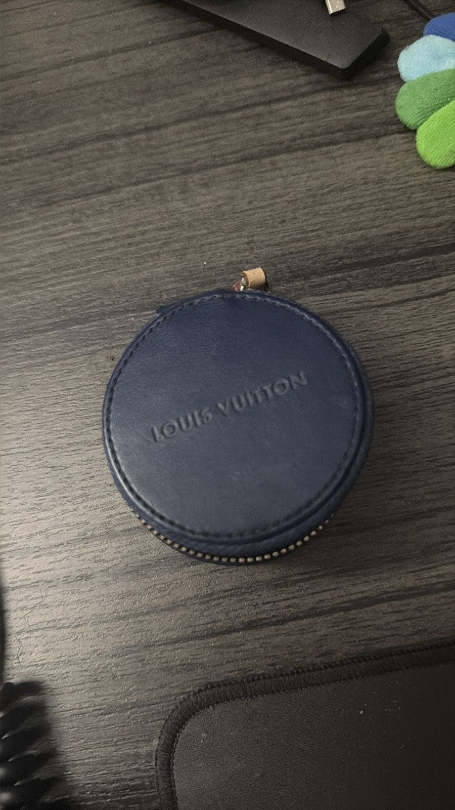 Louis Vuitton Louis Vuitton Headphones Size ONE SIZE - 2 Thumbnail