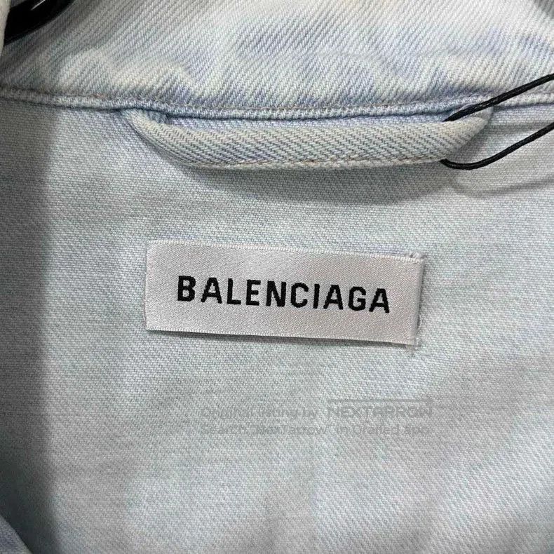 Balenciaga Balenciaga Back Embroidered Logo Denim Jacket. Size US S / EU 44-46 / 1 - 5 Thumbnail