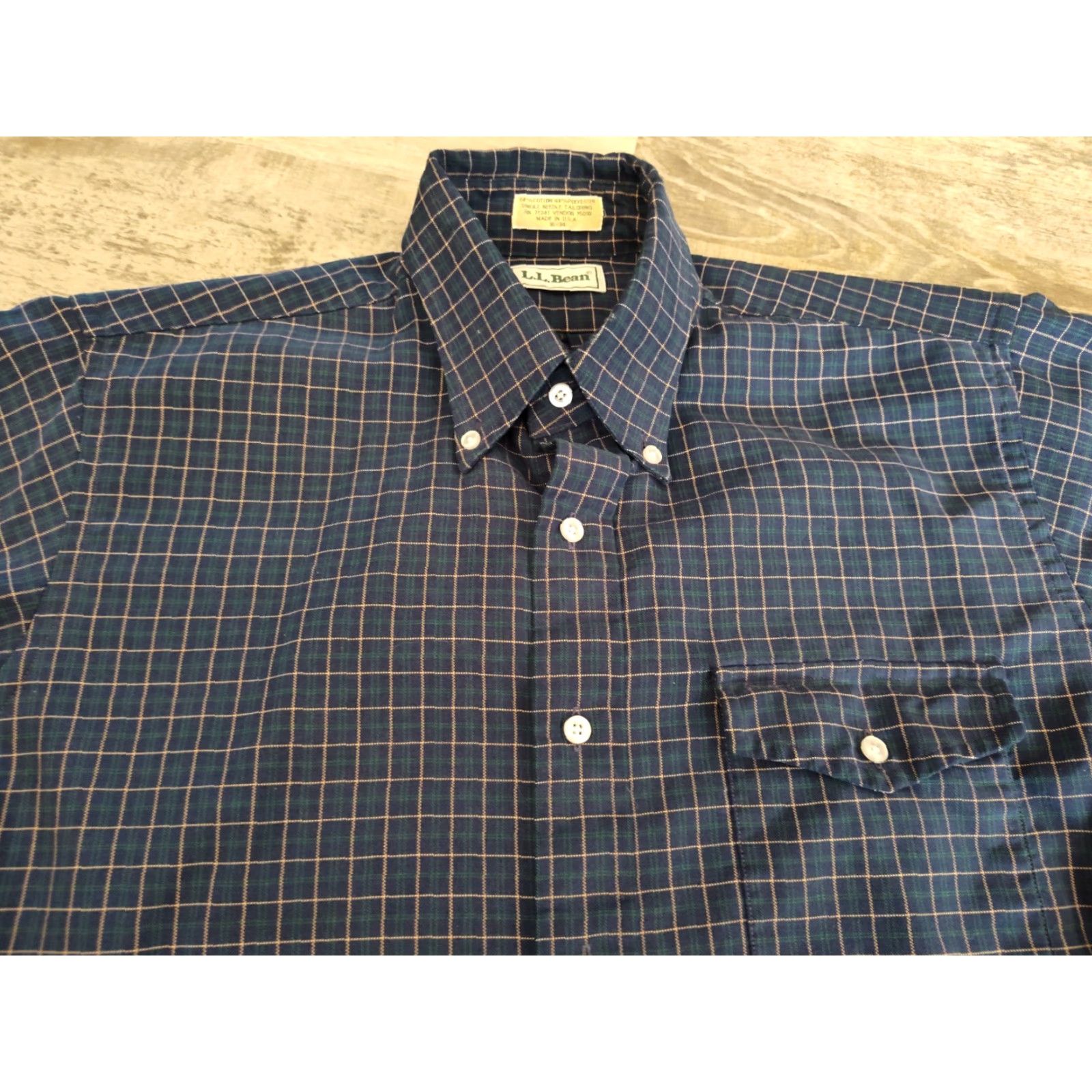 Vintage VINTAGE L.L. Bean Men's Plaid Shirt Casual Travel All Seasons Cotton Blend Blue 44 Chest Made in USA Size US L / EU 52-54 / 3 - 6 Thumbnail