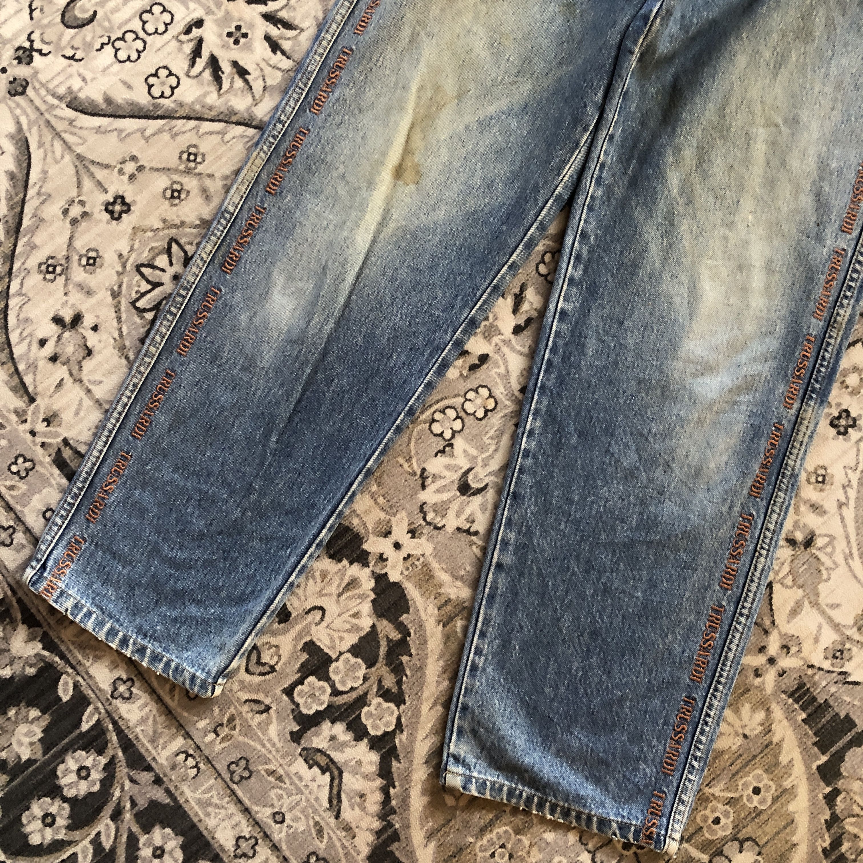 Trussardi Vintage Trussardi Embroidered Side Tape Baggy Jeans Size US 29 - 6 Thumbnail