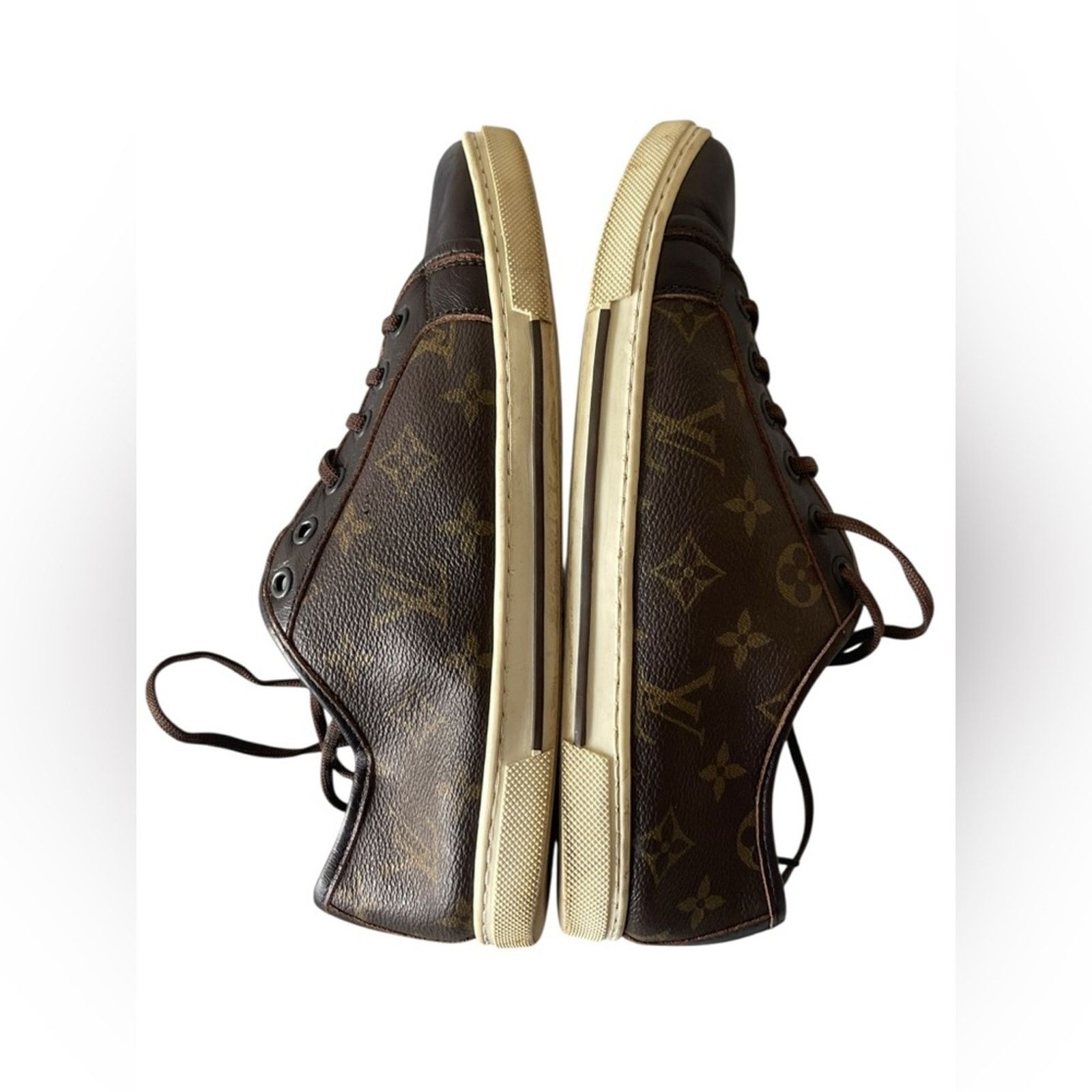 Louis Vuitton Louis Vuitton Monogram Sneakers Size: 39/US:8 Size US 8 / IT 38 - 8 Thumbnail
