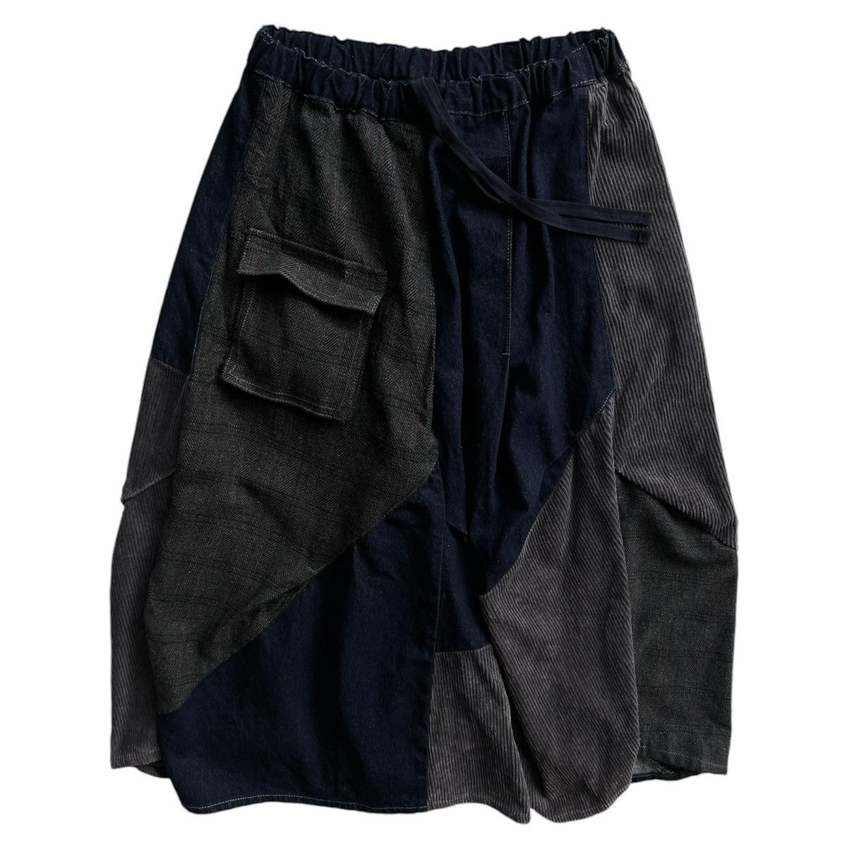 Japanese Brand COTOPONE PATCHWORK SKIRT🇯🇵 Size 27" / US 4 / IT 40 - 1 Thumbnail