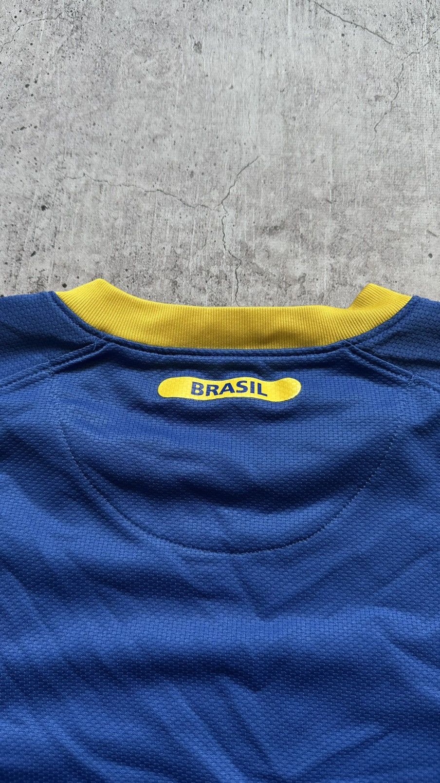 Nike 2010/11 Nike Brazil National Team Vintage Away Soccer Jersey Size US M / EU 48-50 / 2 - 15 Thumbnail