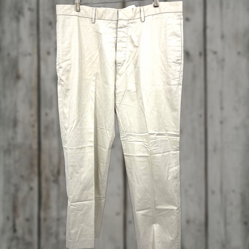 Club Monaco Club Monaco Pants Mens 36 Kennedy Classic Fit Chinos Pockets Button Beige Cotton Flat Front 31in Regular Size Type Mens Size US 36 / EU 52 - 1 Thumbnail
