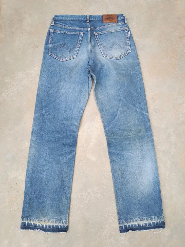 Japanese Brand Vintage Edwin Faded Blue Distressed Jeans 30x31 Size US 30 / EU 46 - 2 Thumbnail